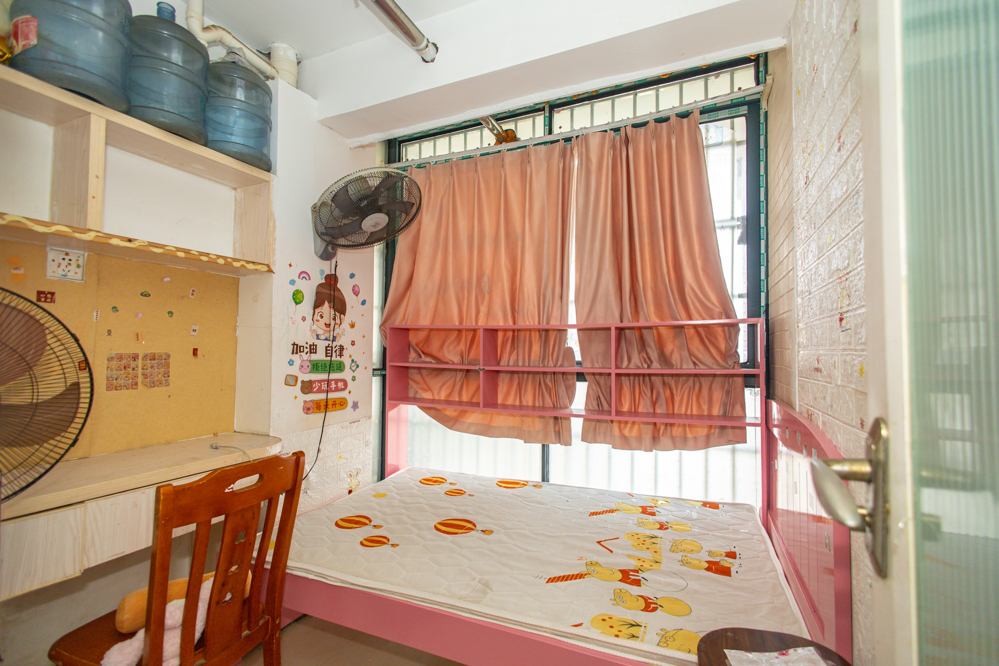 蝴蝶谷 3室2厅1卫 57.8万 蝴蝶谷 3室2厅1卫 57.8万卧室