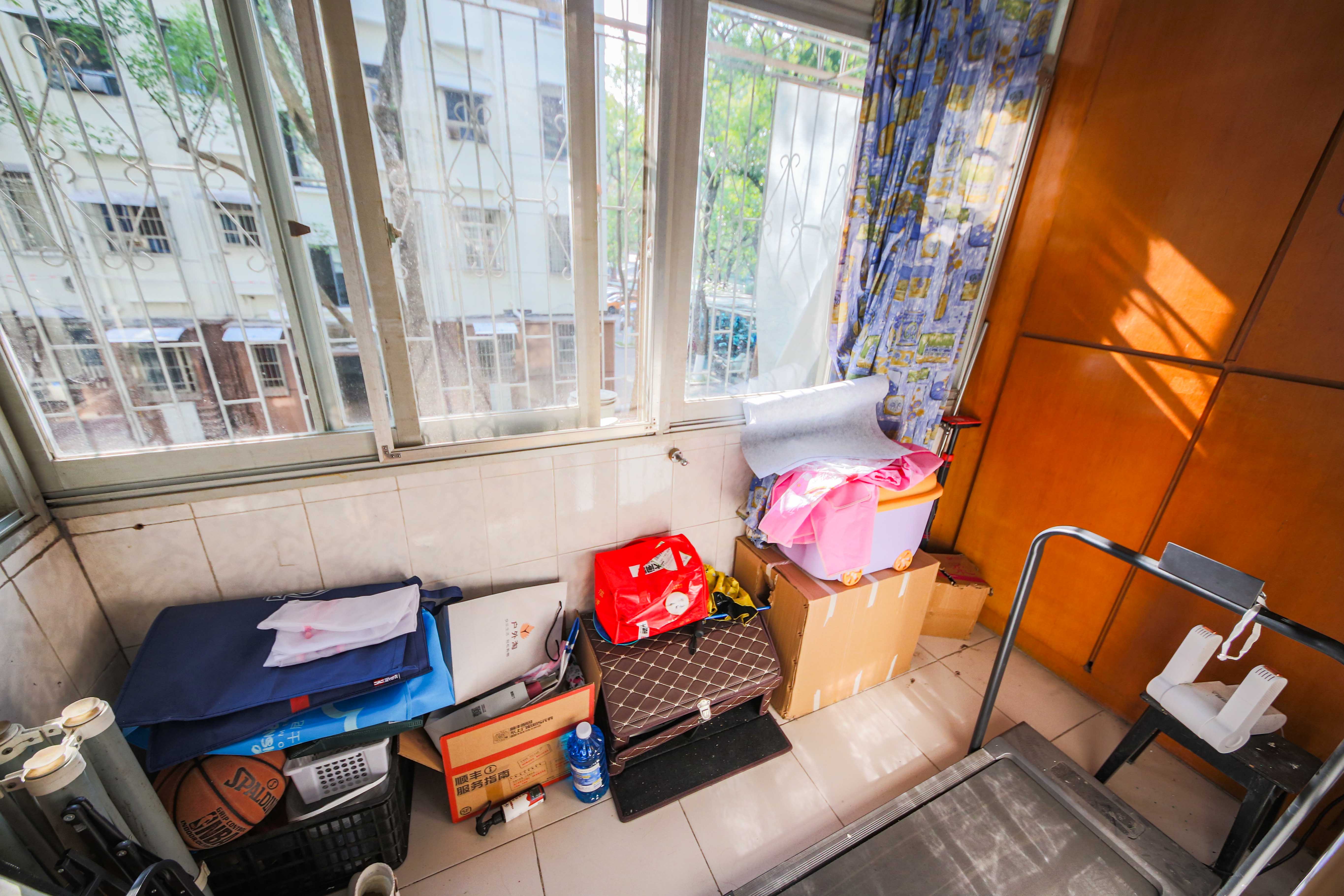 市委党校宿舍区  2室2厅1卫    56.8万 市委党校宿舍区  2室2厅1卫    56.8万阳台