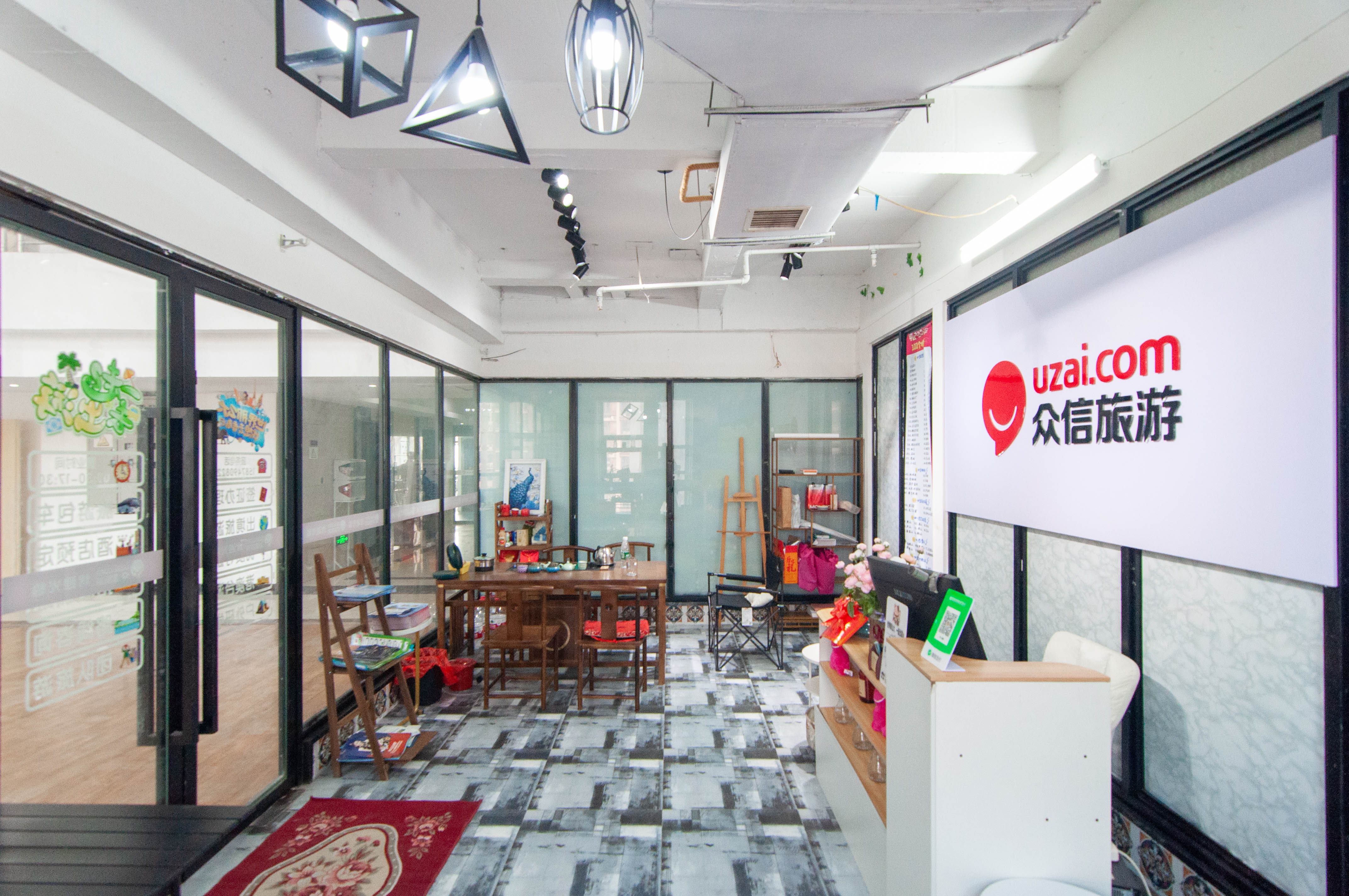 高信向日葵  1室1厅1卫   30.80万客厅