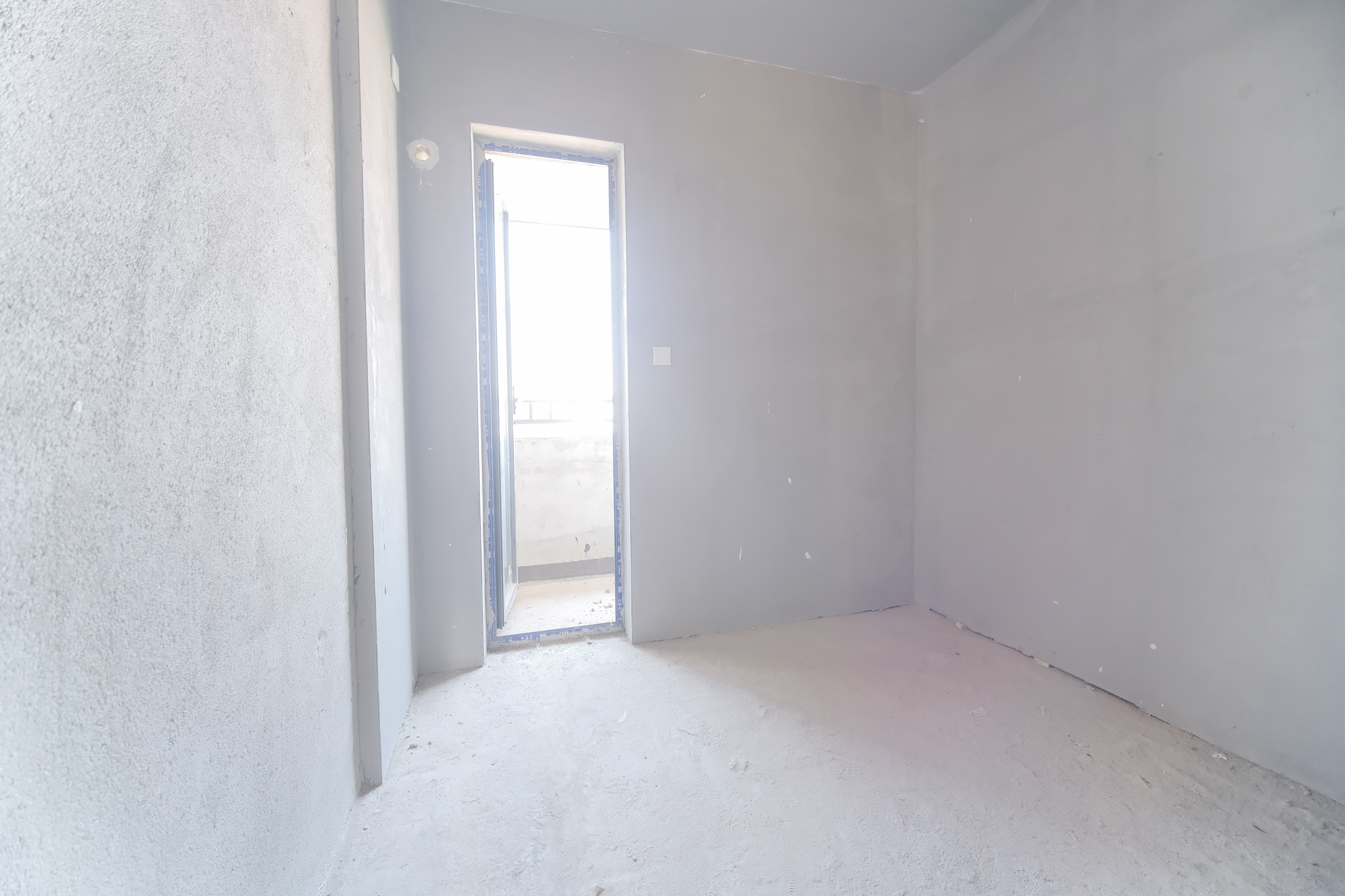 爱情天骄府  3室2厅2卫    99.8万卧室