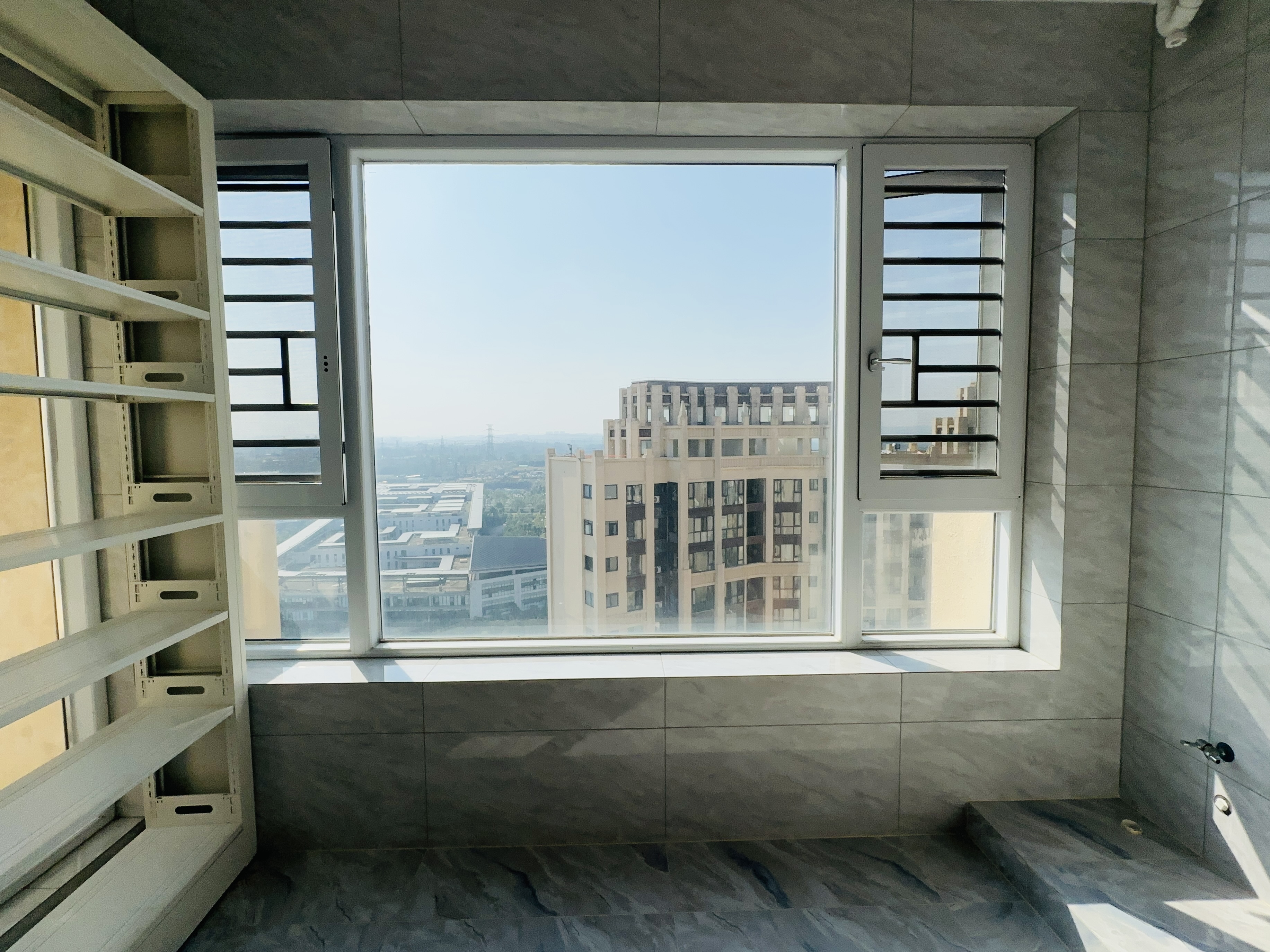 恩祥新城 3室2厅1卫 159.0万 恩祥新城 3室2厅1卫 159.0万阳台