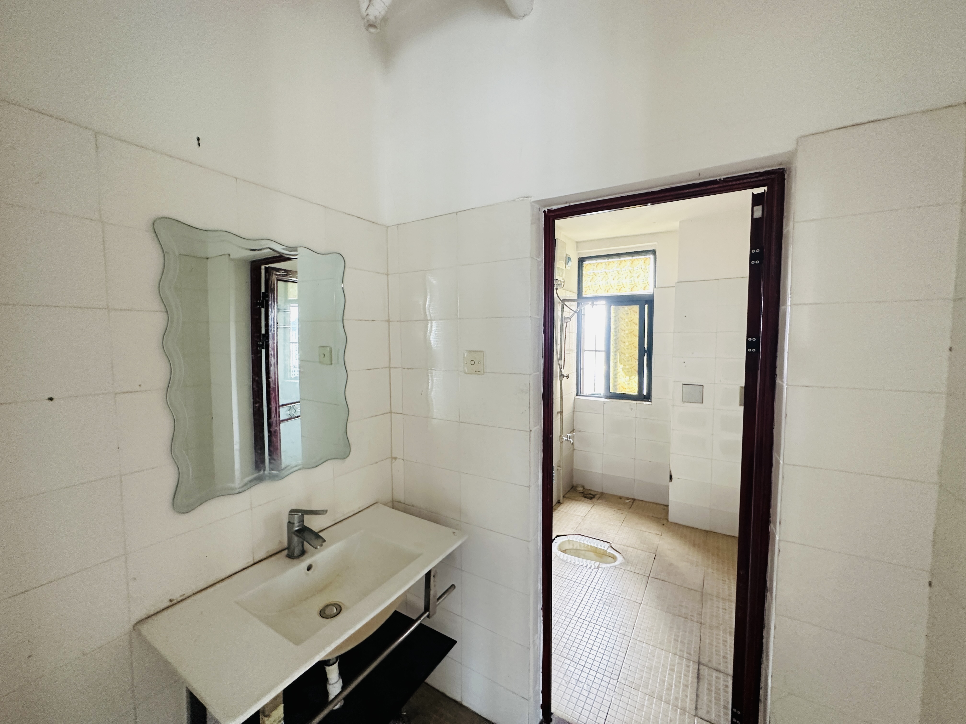 金海广场 3室2厅2卫 148.0万 金海广场 3室2厅2卫 148.0万其他