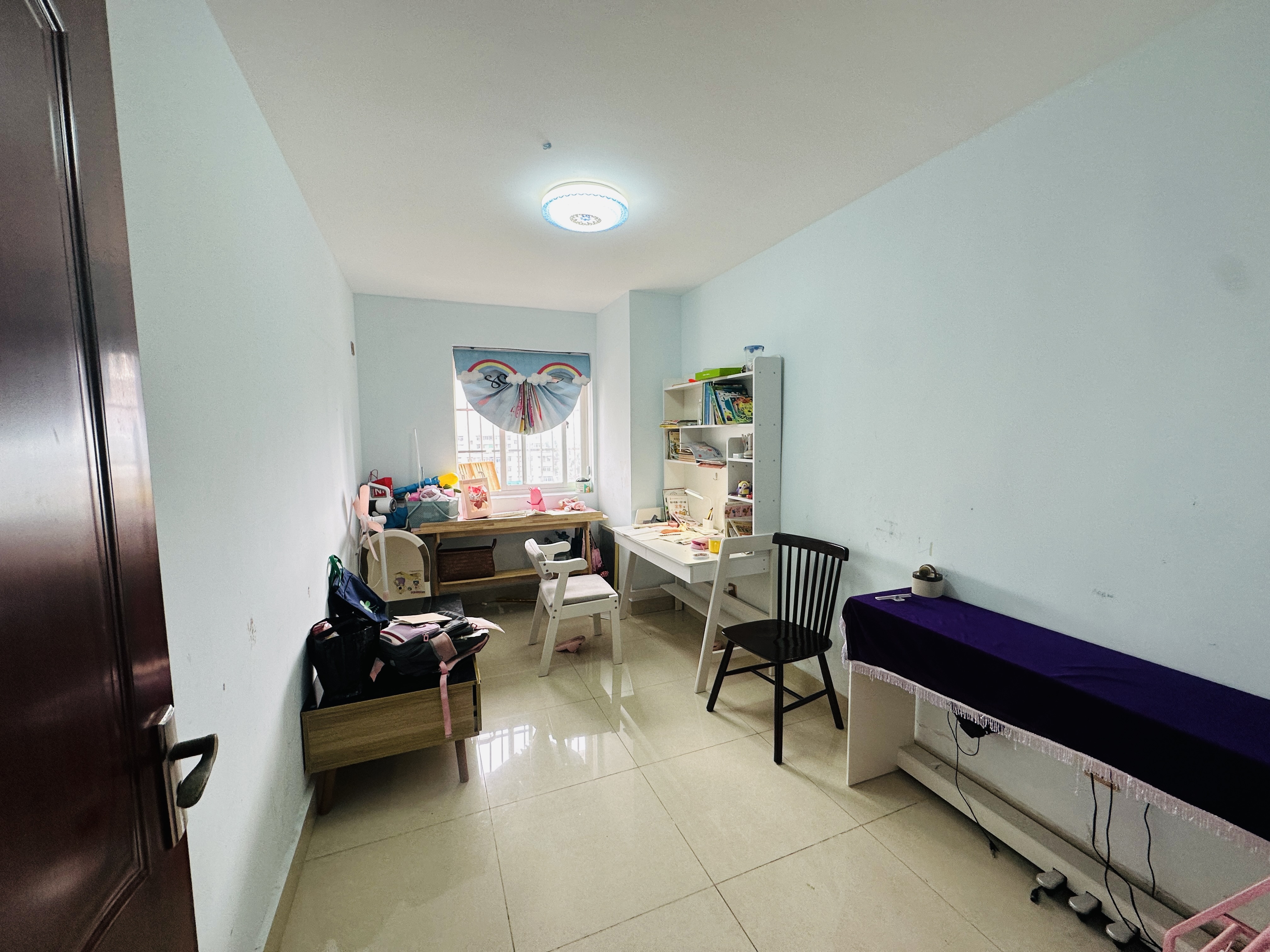 海市盛楼 3室2厅1卫 135.0万 海市盛楼 3室2厅1卫 135.0万卧室