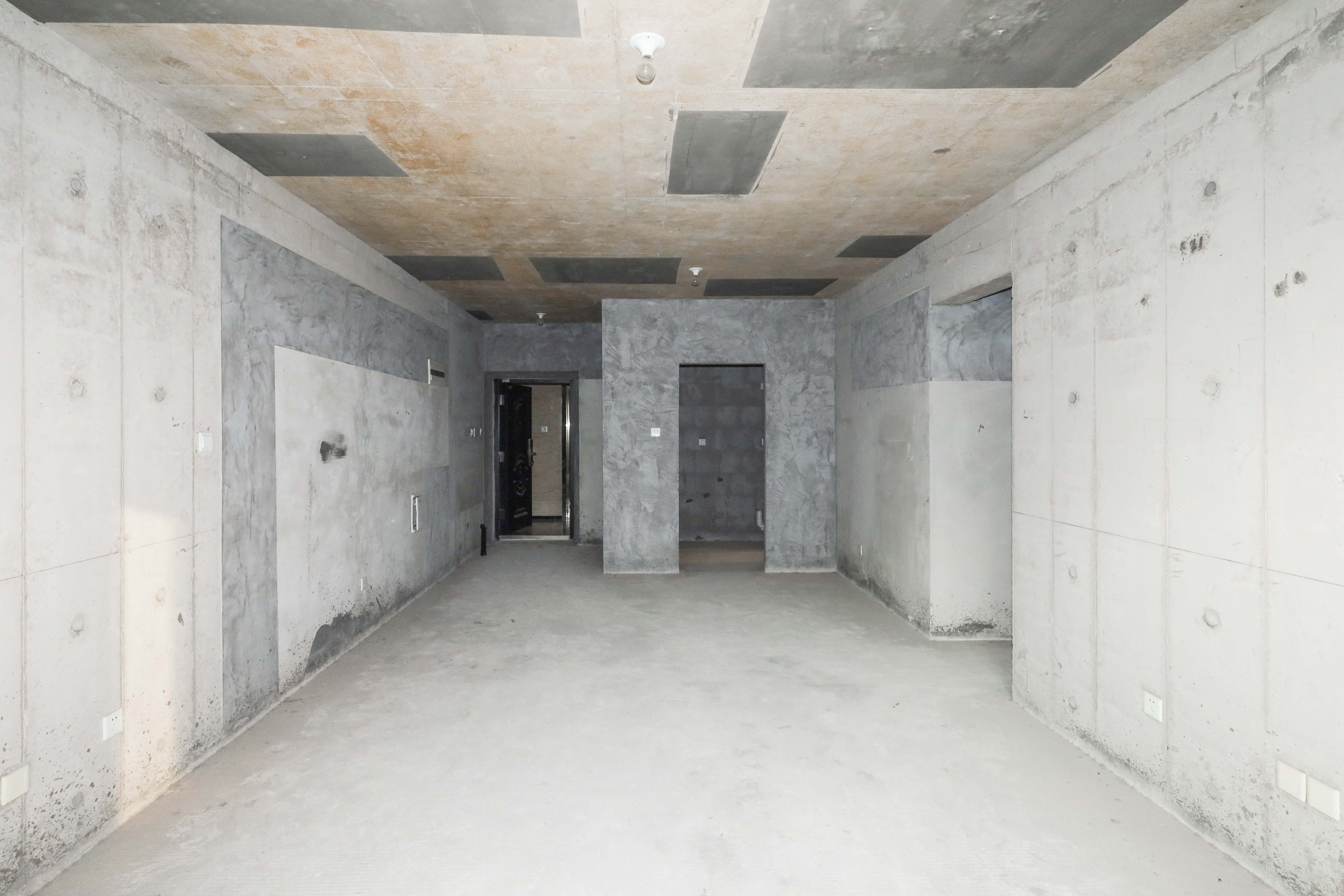 中国铁建梅溪青秀三期  3室2厅2卫   135.00万客厅