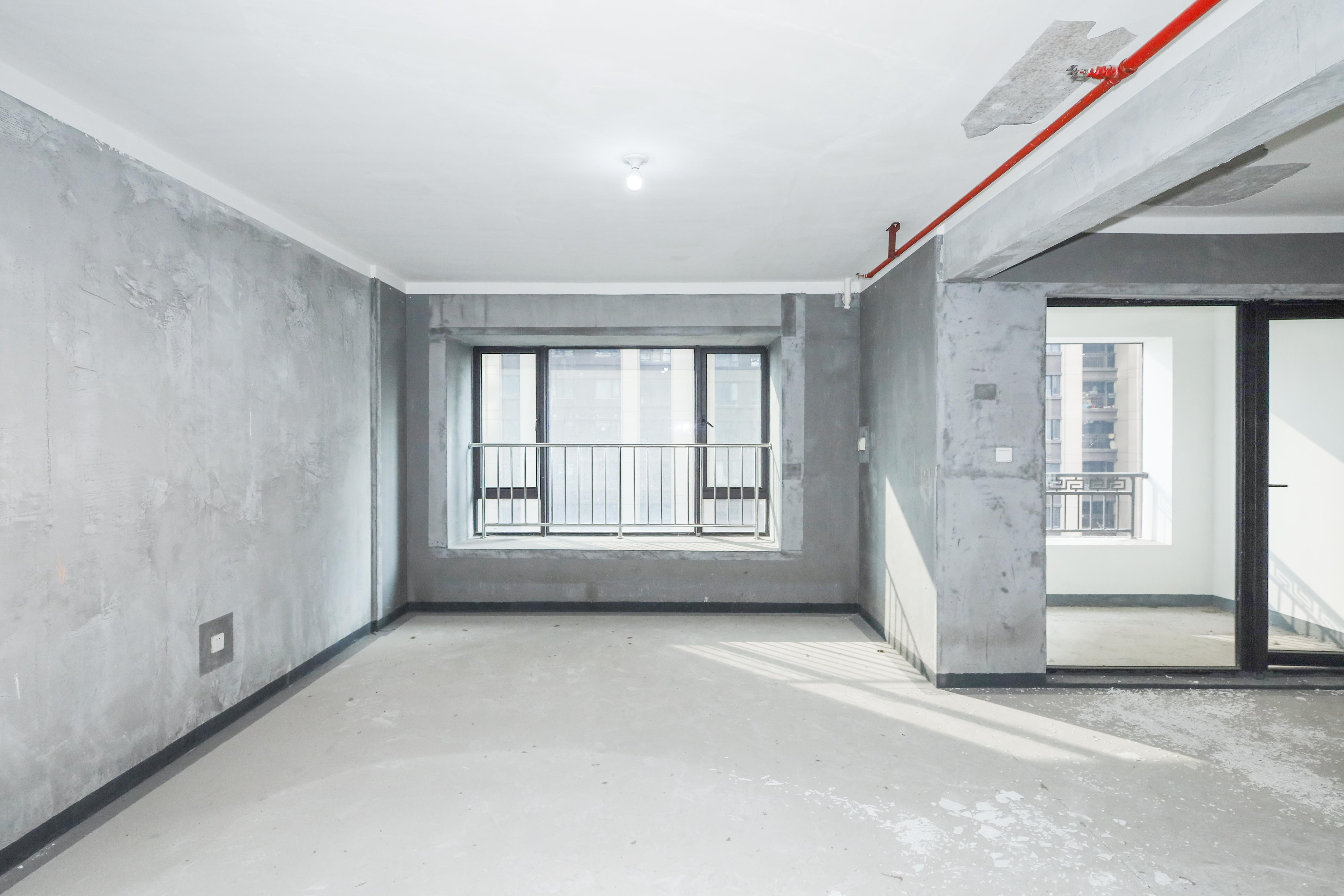 建发央著  4室2厅2卫   210.00万客厅