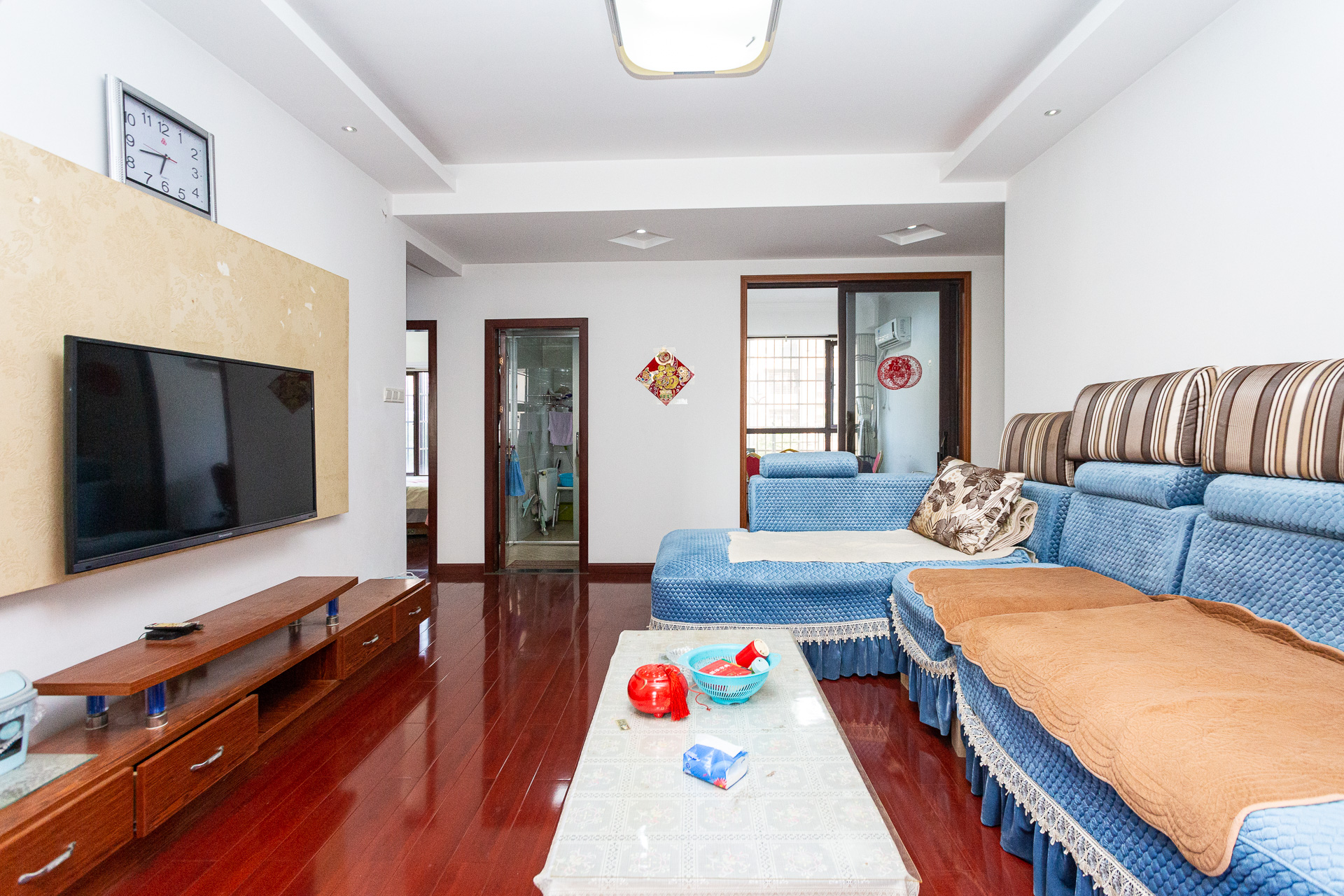 南山苏迪亚诺  3室2厅2卫    78.0万 南山苏迪亚诺  3室2厅2卫    78.0万客厅