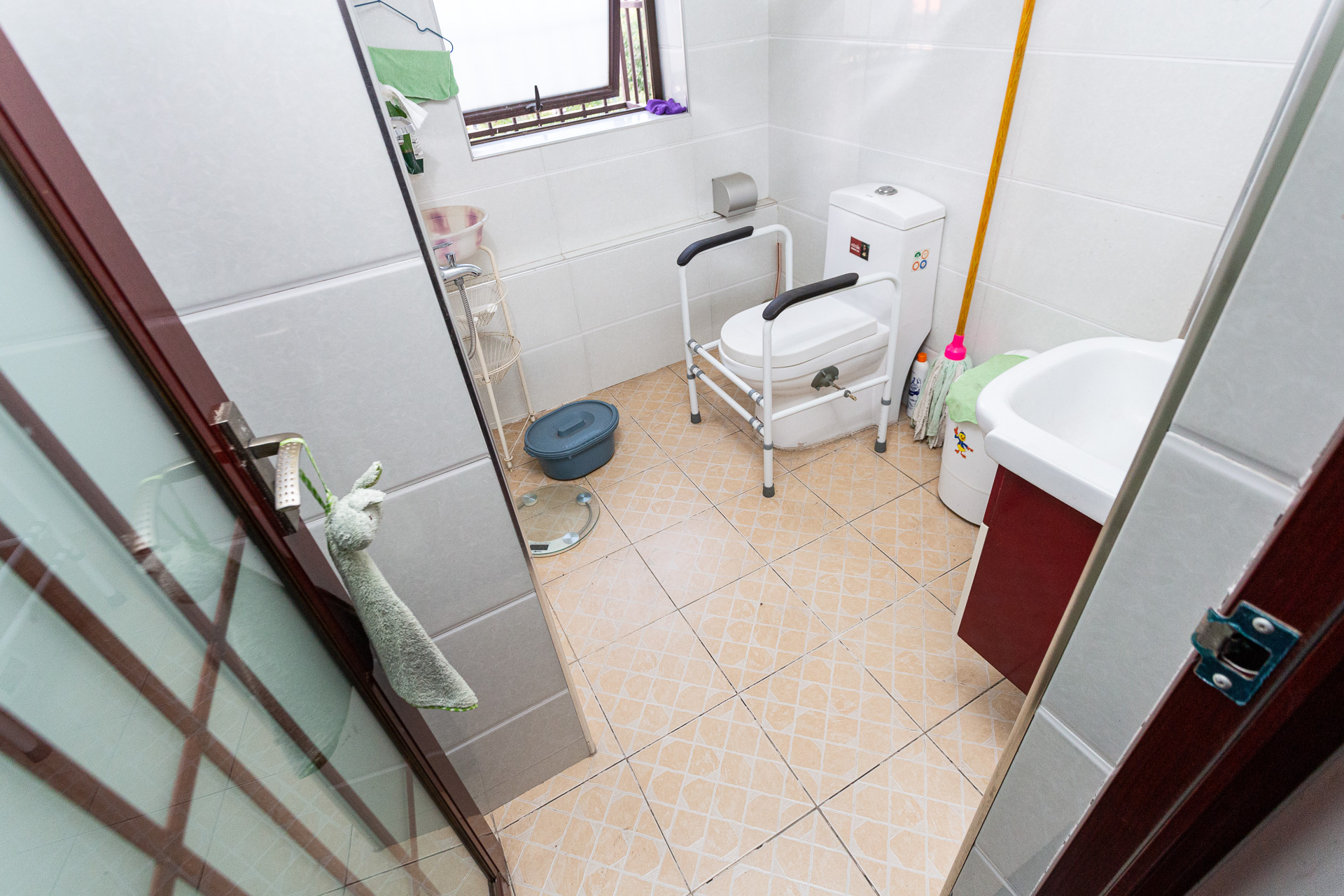 南山苏迪亚诺  3室2厅2卫    78.0万 南山苏迪亚诺  3室2厅2卫    78.0万卫生间