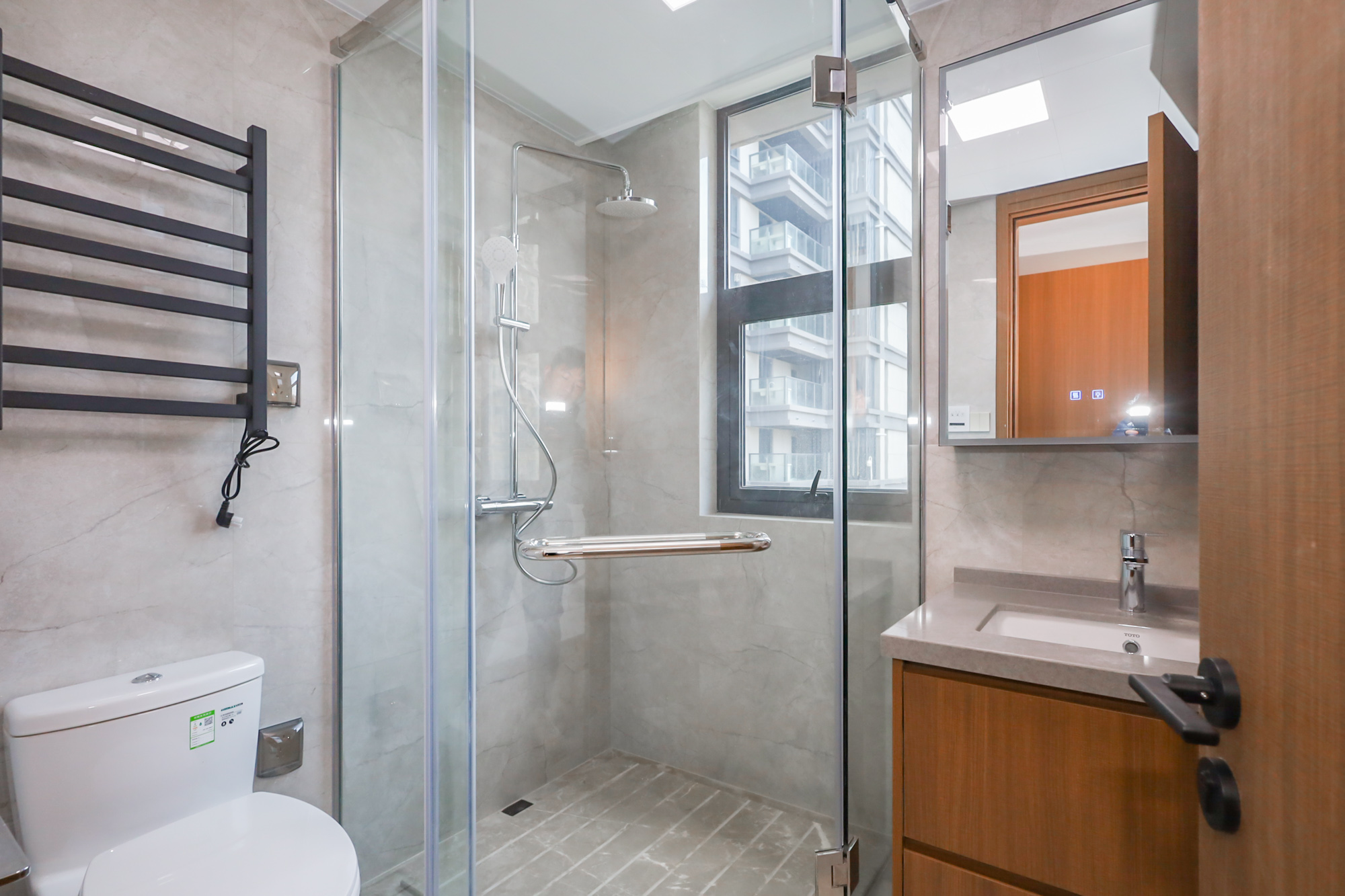 江山印 5室2厅2卫 558.0万 江山印 5室2厅2卫 558.0万卫生间