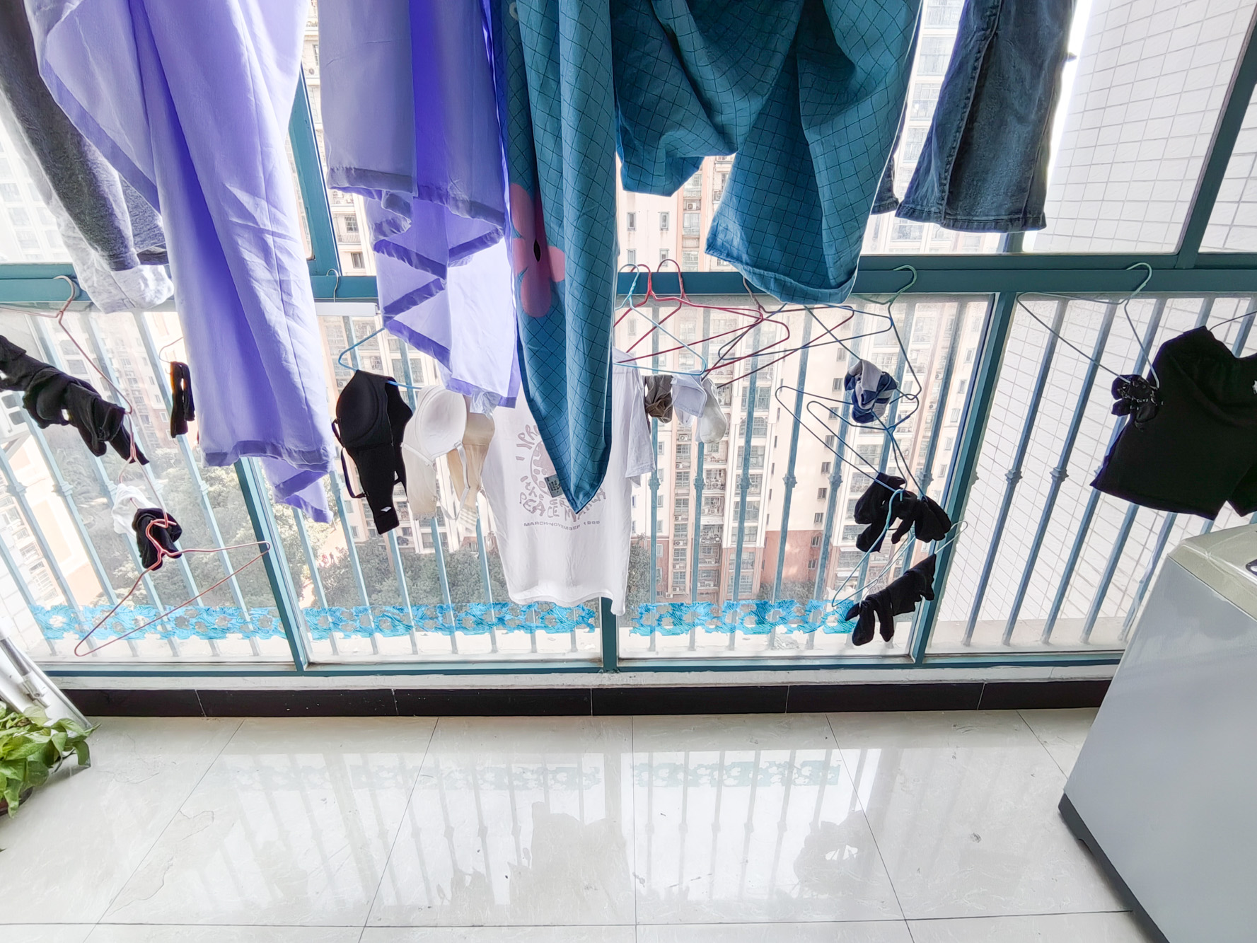 蝴蝶谷 1室1厅1卫 24.8万 蝴蝶谷 1室1厅1卫 24.8万阳台