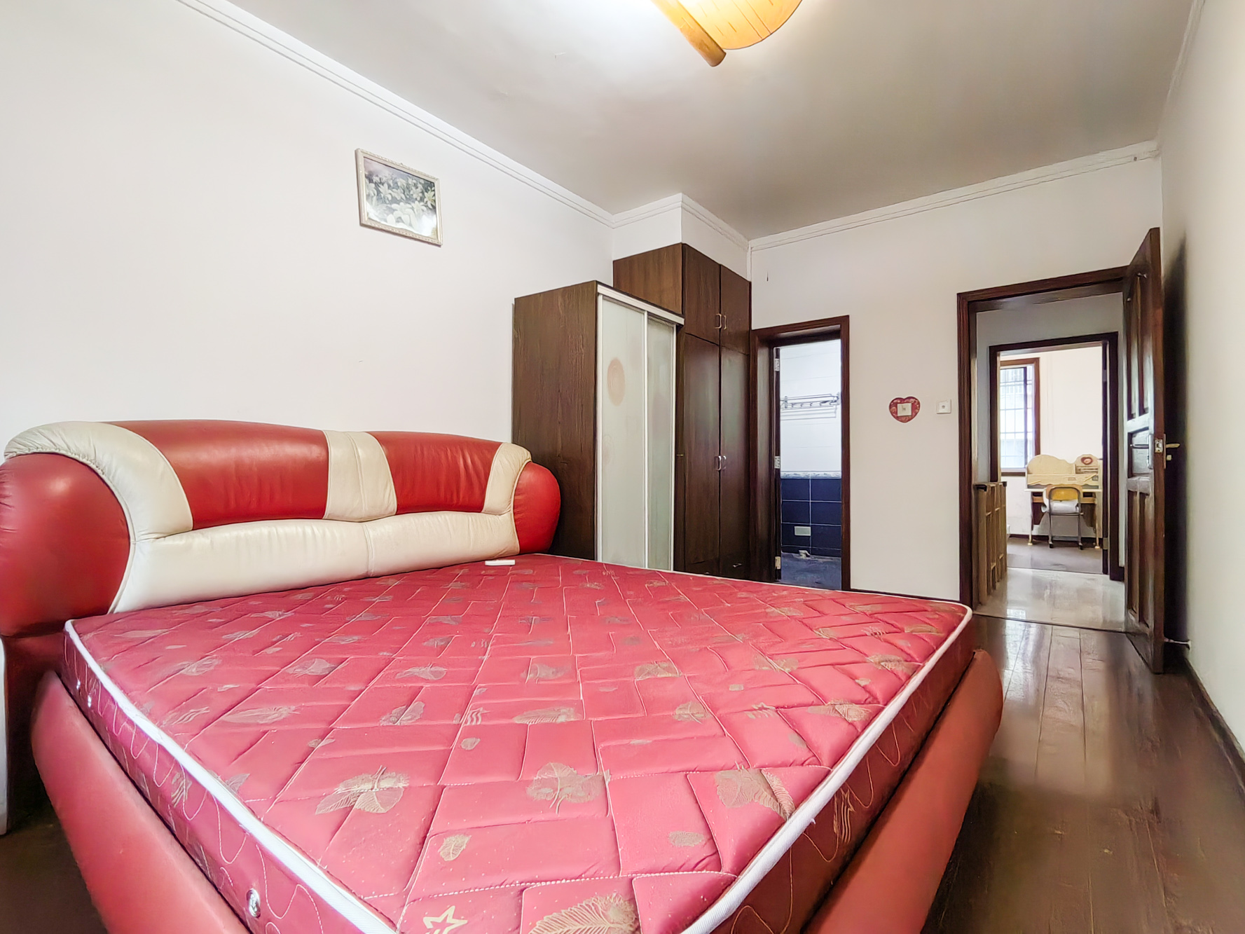 茶叶大市场“山水茗园”  3室2厅2卫    47.0万 茶叶大市场“山水茗园”  3室2厅2卫    47.0万卧室