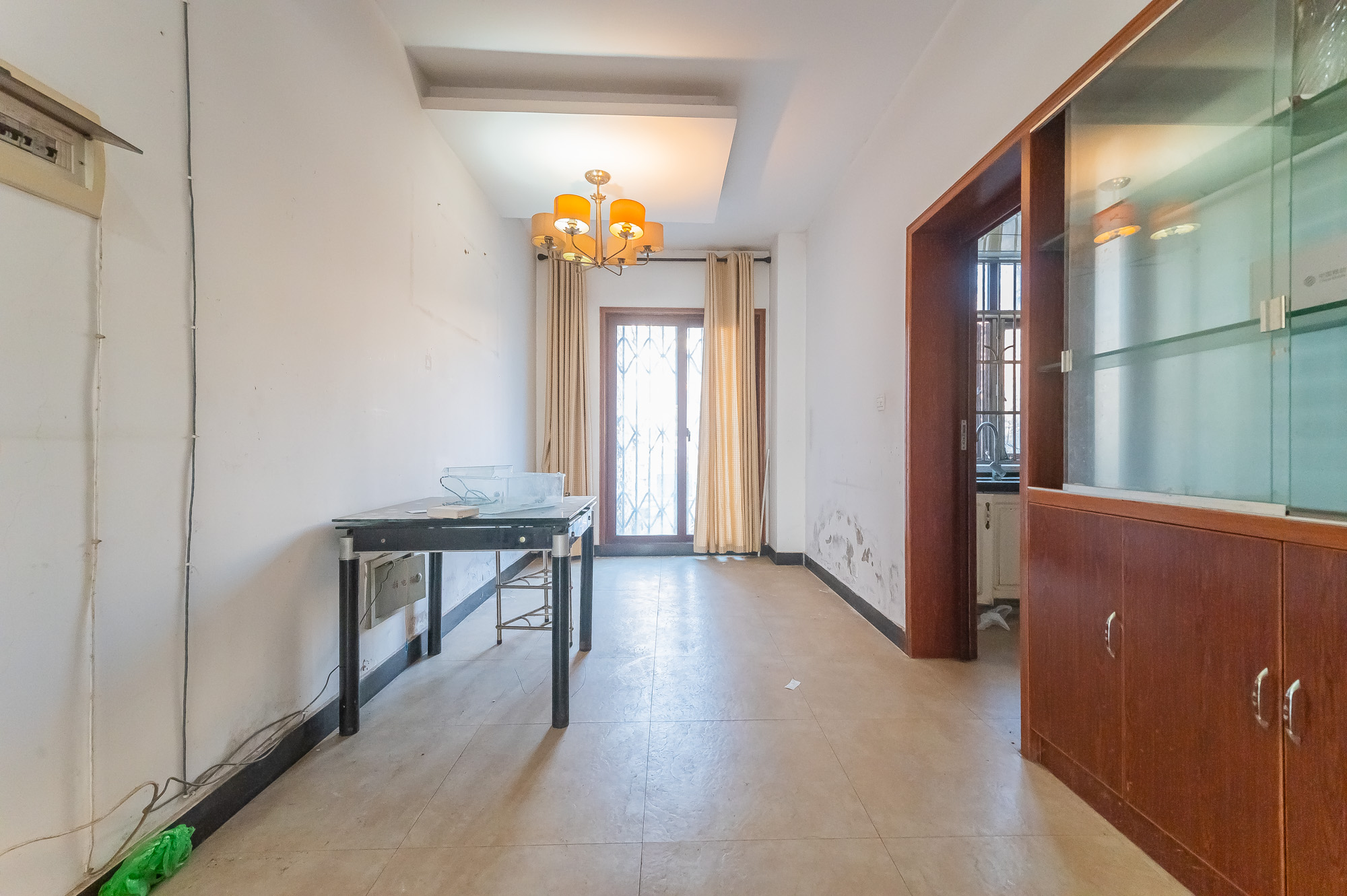 鹏基诺亚山林 3室2厅1卫 120.0万 鹏基诺亚山林 3室2厅1卫 120.0万客厅