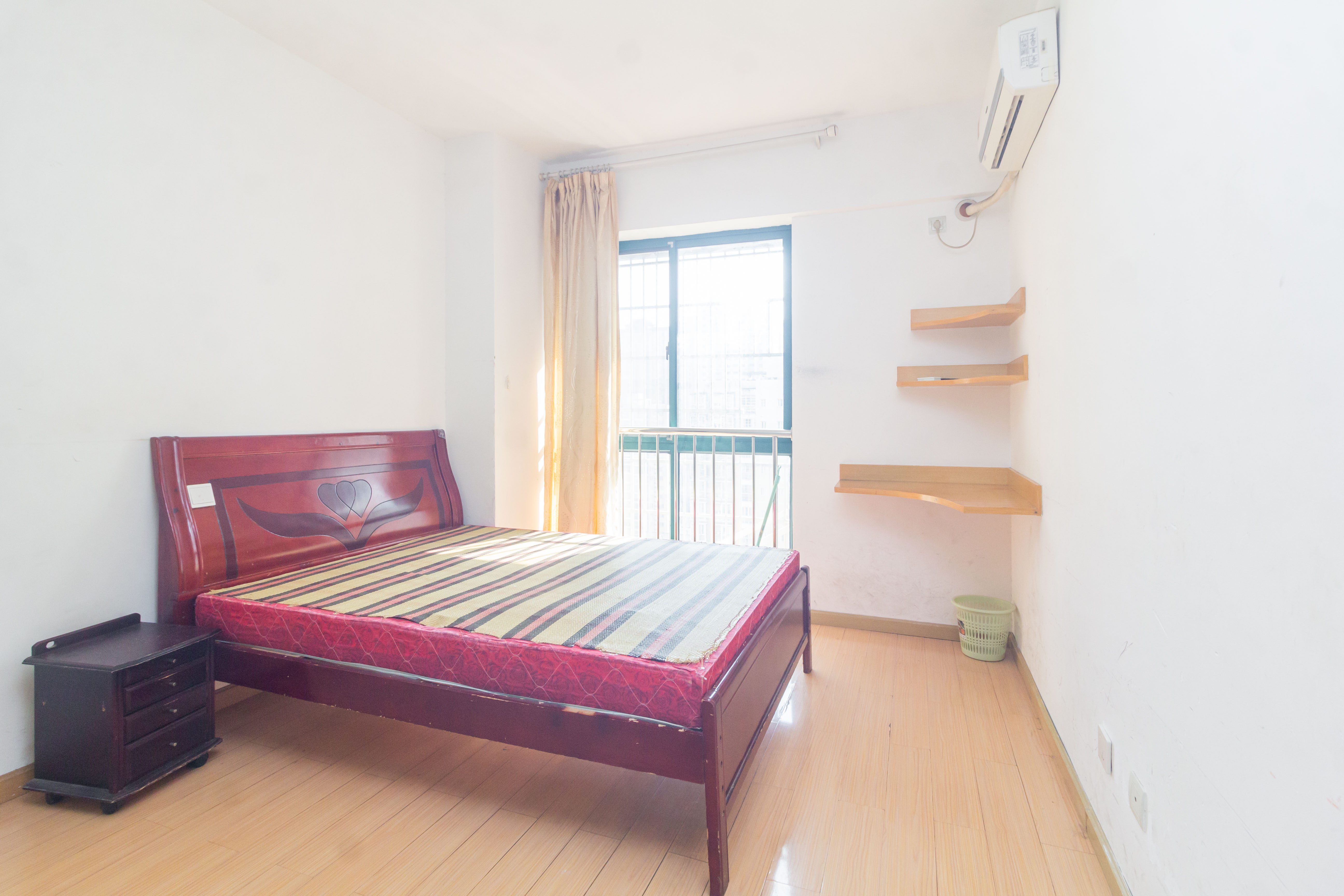 华天LOHO小镇 2室2厅1卫 42.8万 华天LOHO小镇 2室2厅1卫 42.8万卧室