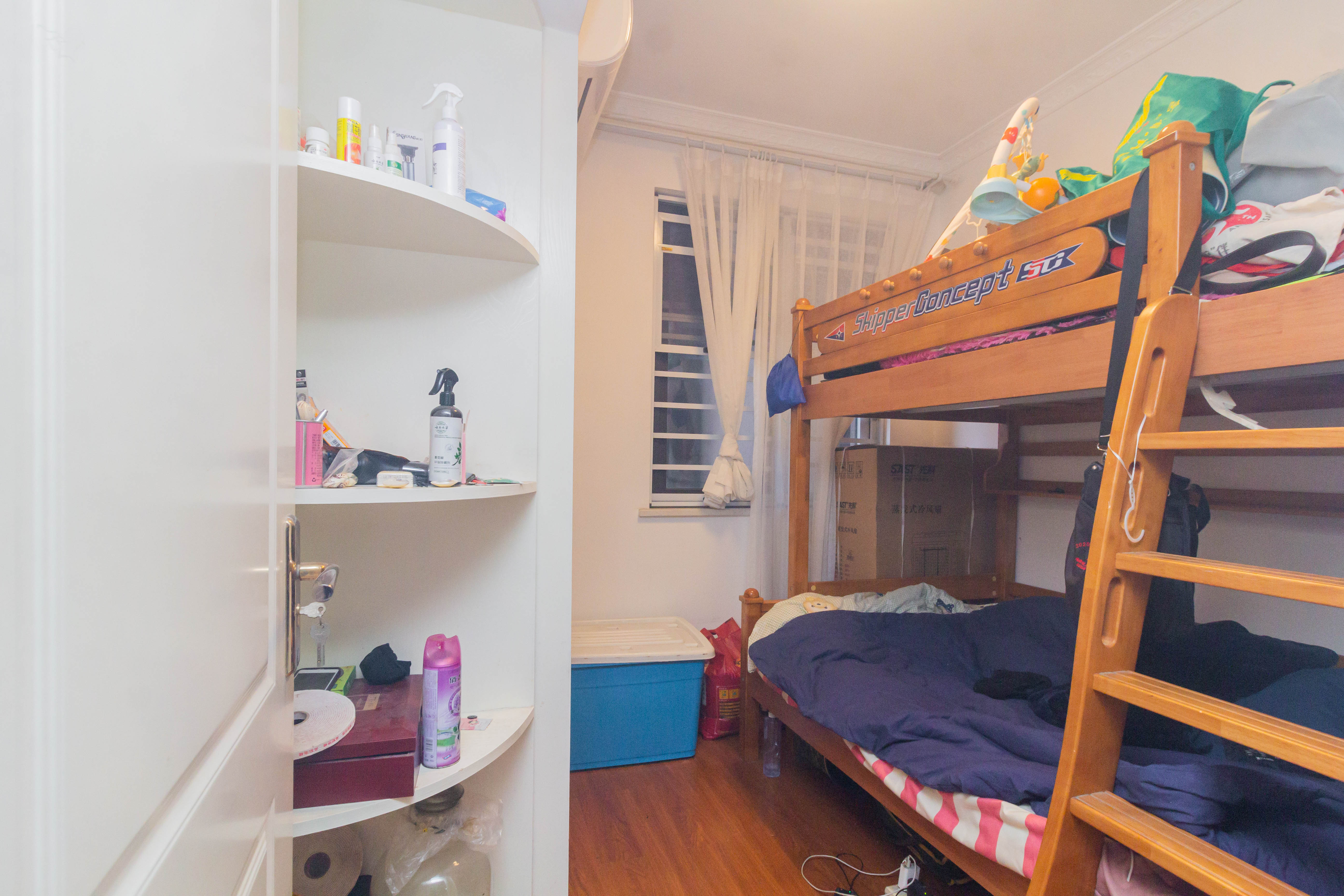 芙蓉万国城MOMA(卓越汇富苑) 3室2厅2卫 99.0万 芙蓉万国城MOMA(卓越汇富苑) 3室2厅2卫 99.0万卧室