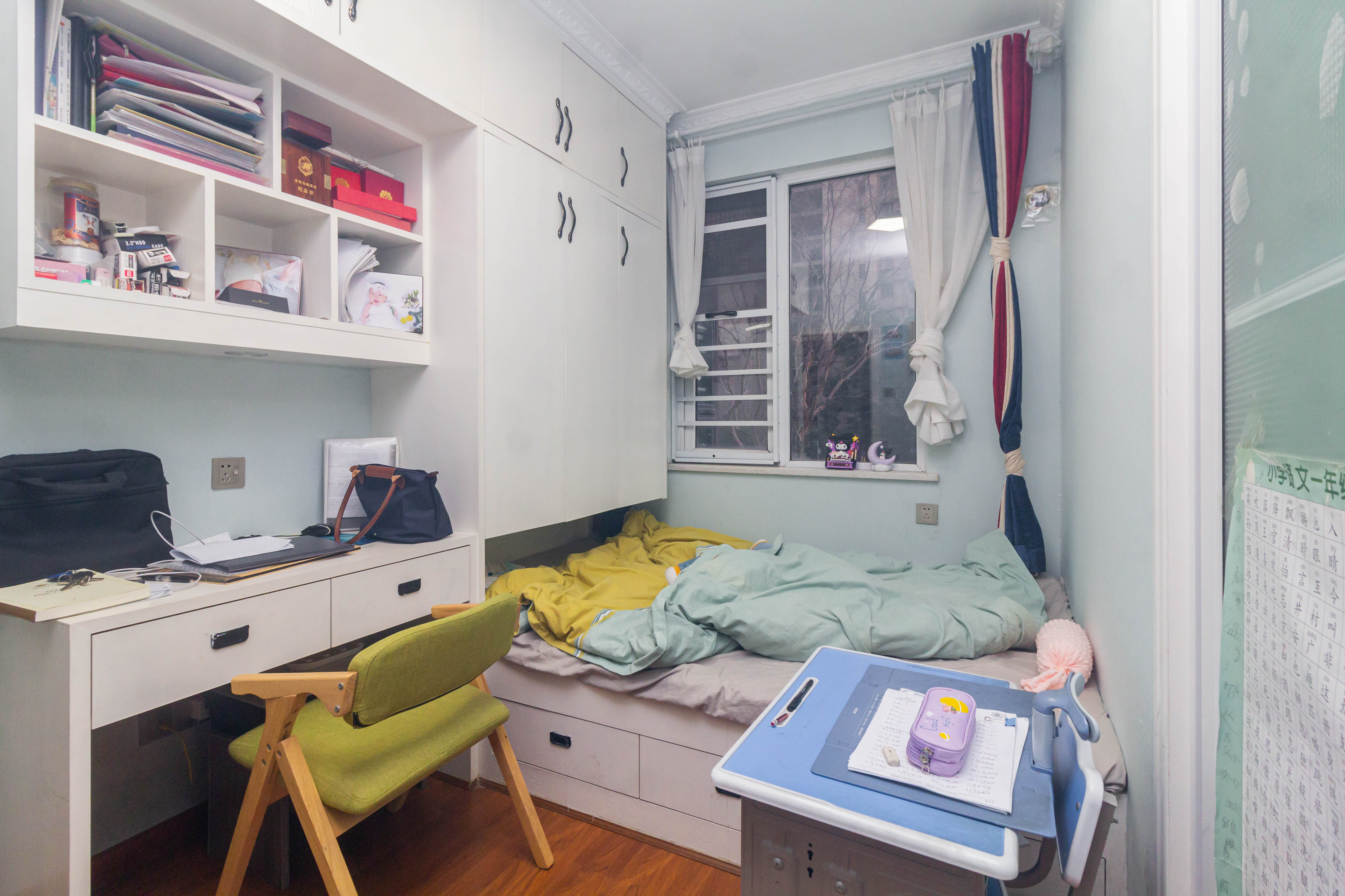 芙蓉万国城MOMA(卓越汇富苑) 3室2厅2卫 99.0万 芙蓉万国城MOMA(卓越汇富苑) 3室2厅2卫 99.0万卧室