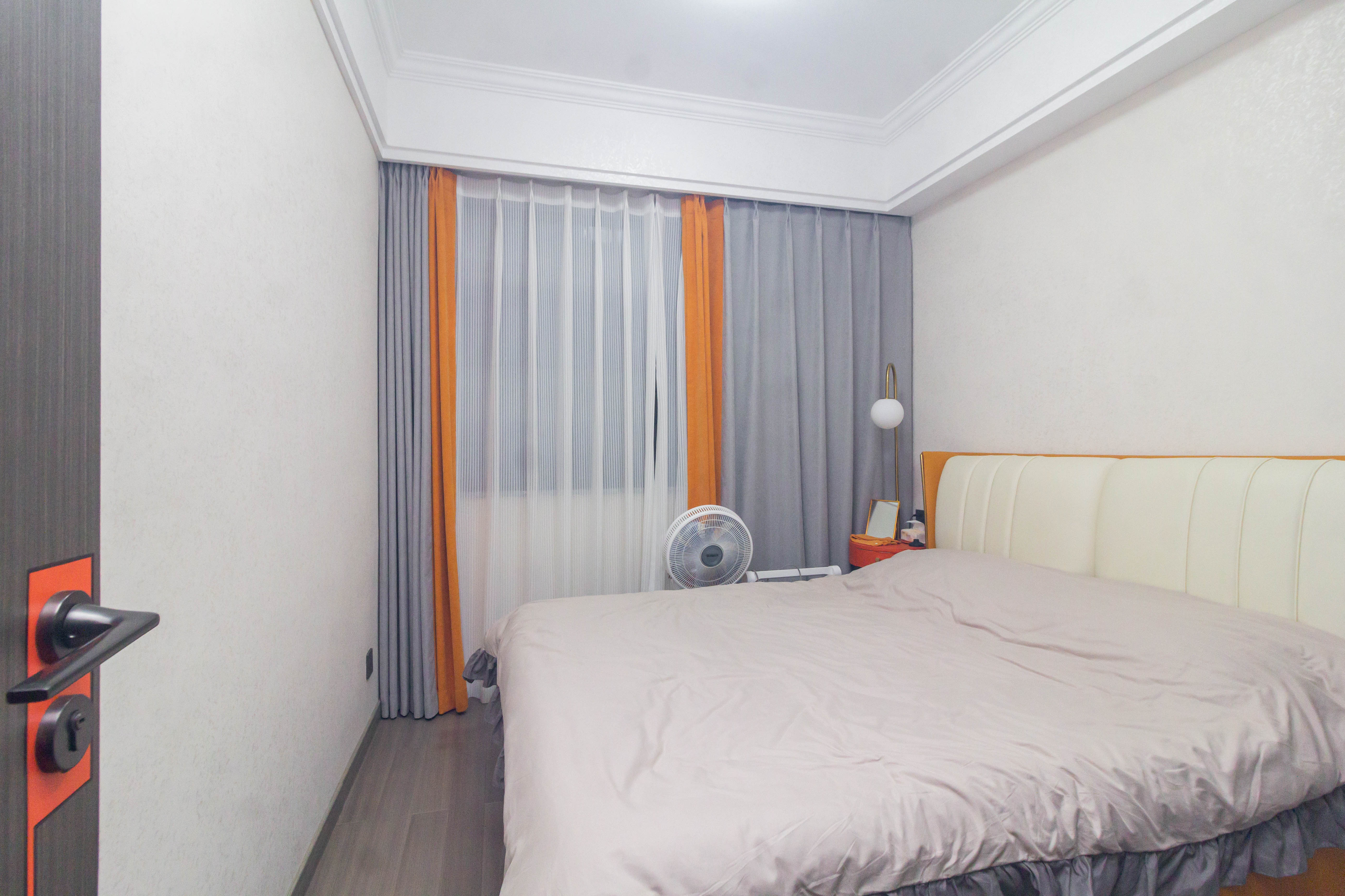 中交中央公园D4区 3室1厅1卫 125.0万 中交中央公园D4区 3室1厅1卫 125.0万卧室