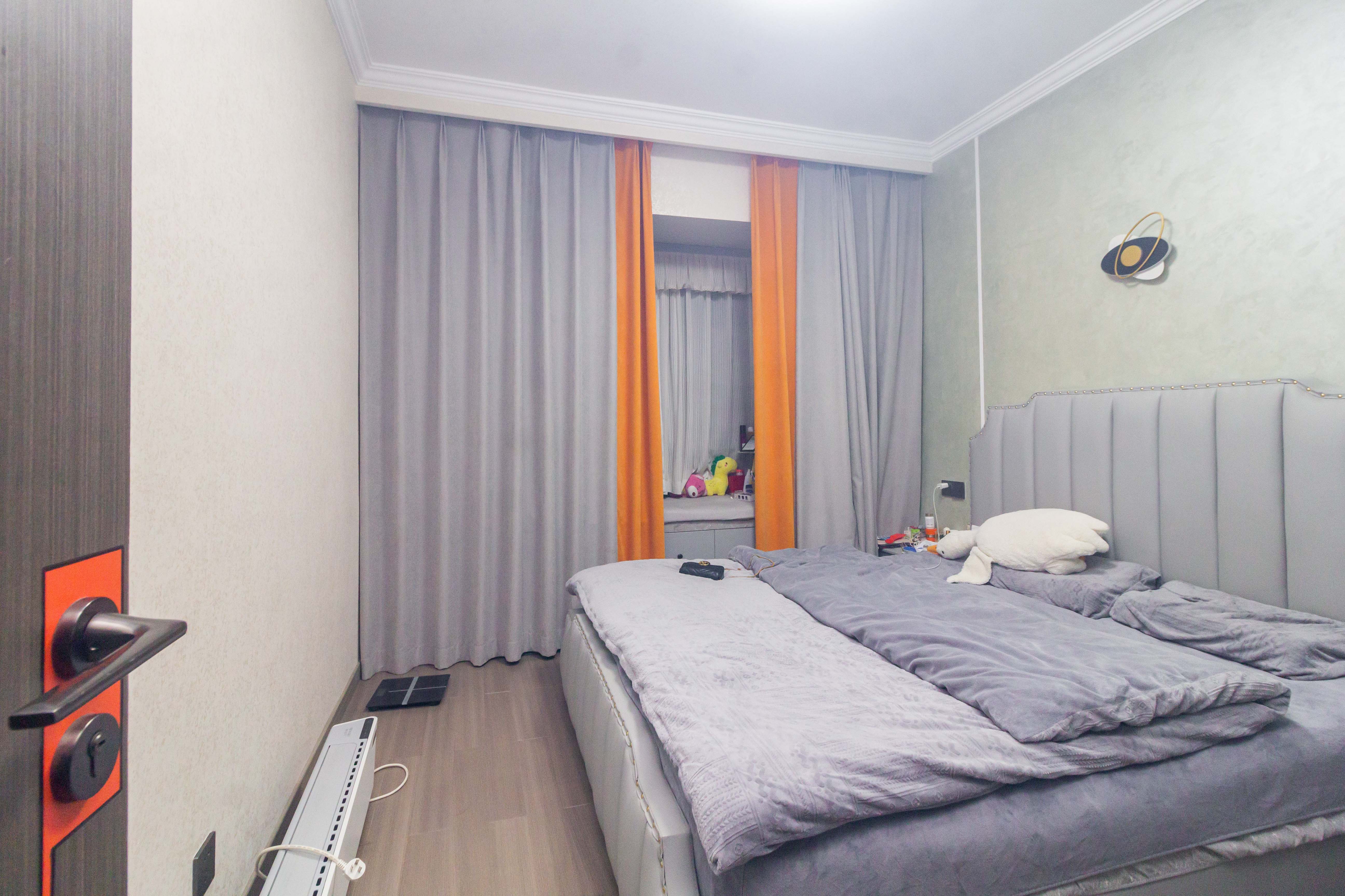 中交中央公园D4区 3室1厅1卫 125.0万 中交中央公园D4区 3室1厅1卫 125.0万卧室