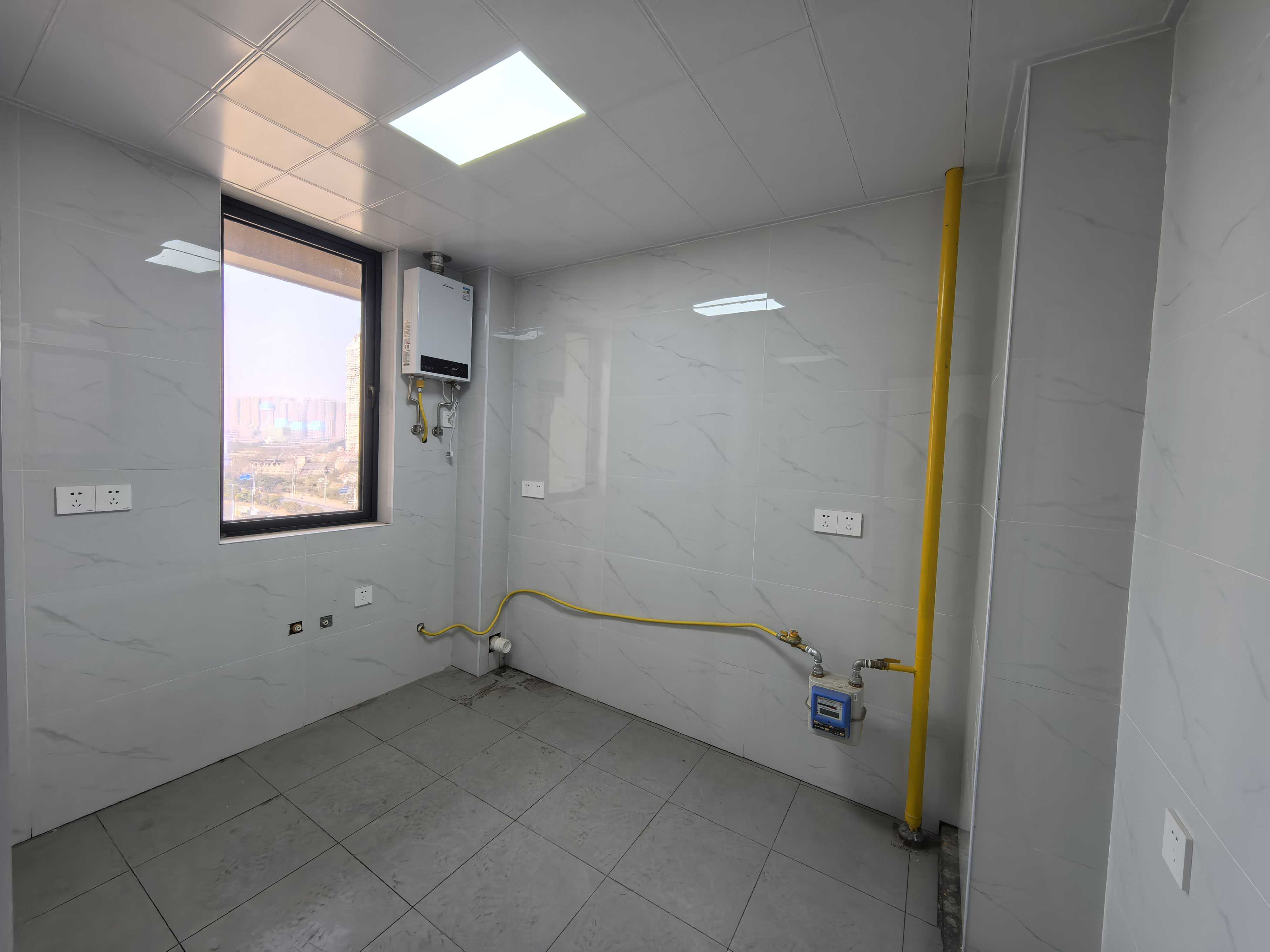 中建江湾壹号  1室1厅1卫    28.0万 中建江湾壹号  1室1厅1卫    28.0万室内图