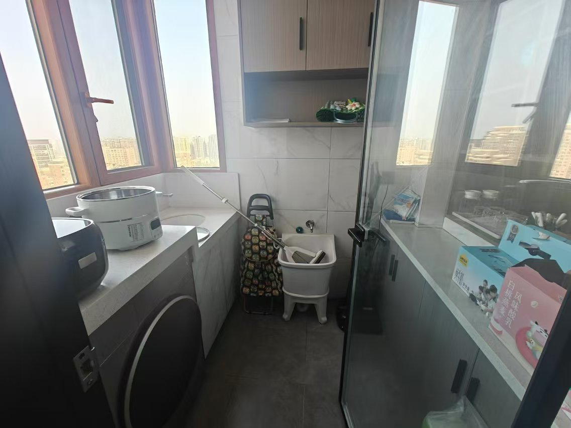 恒大华府 3室2厅2卫 88.0万 恒大华府 3室2厅2卫 88.0万室内图