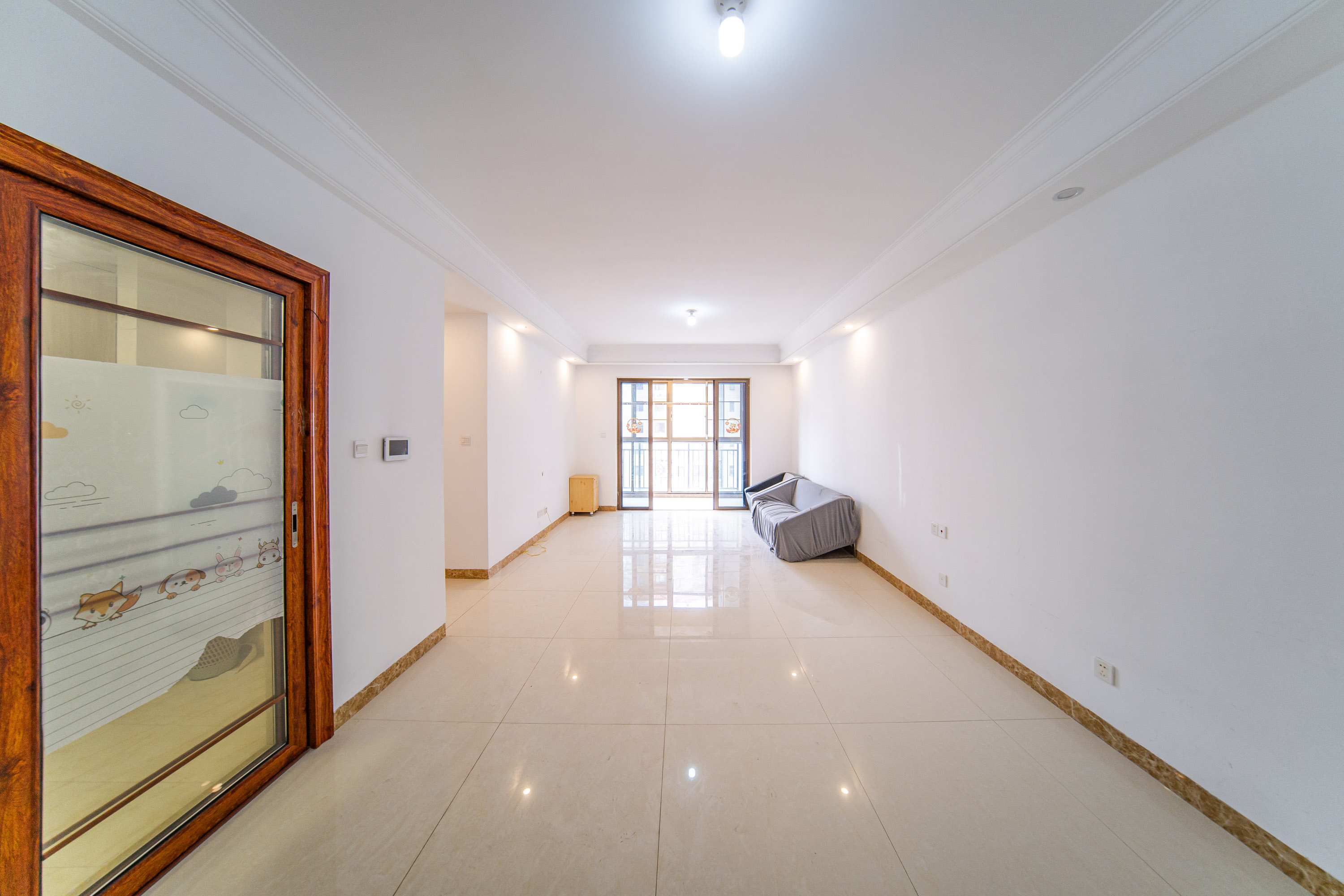 江山帝景哈佛 3室2厅2卫 105.0万 江山帝景哈佛 3室2厅2卫 105.0万客厅