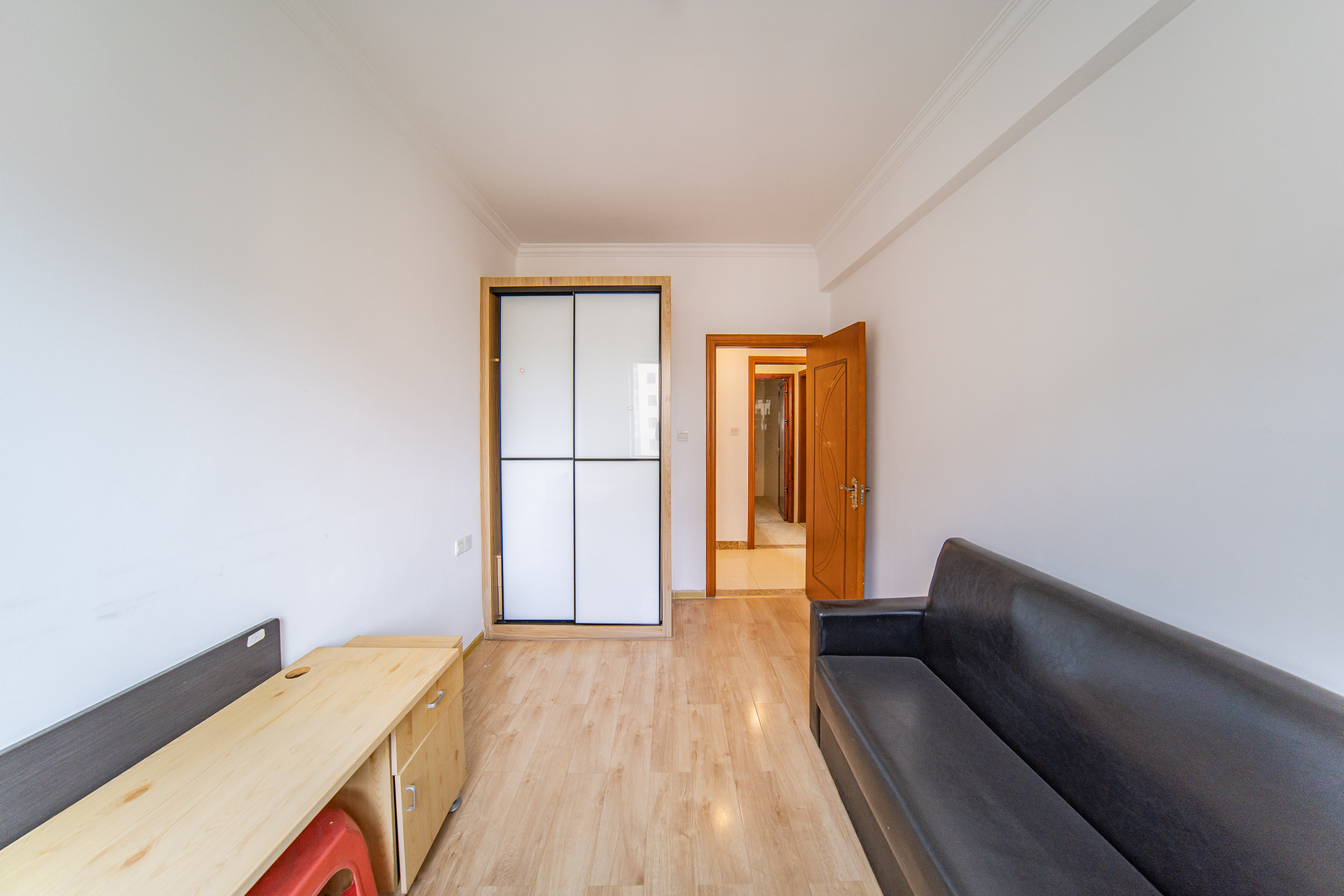 江山帝景哈佛 3室2厅2卫 105.0万 江山帝景哈佛 3室2厅2卫 105.0万卧室