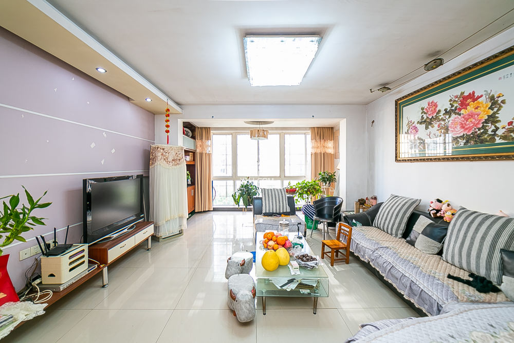 翡翠林居  4室2厅2卫    102.0万