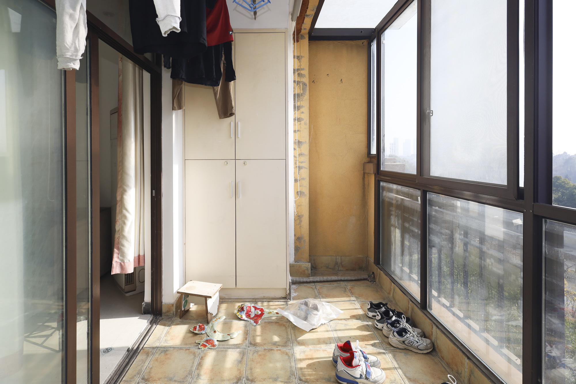 幸福考拉  3室2厅2卫   96.00万阳台