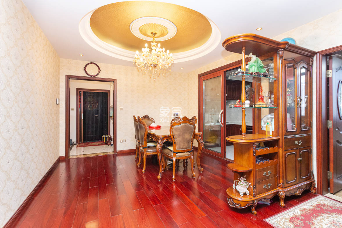 名家翡翠花园  3室2厅2卫    125.0万 名家翡翠花园  3室2厅2卫    125.0万其他