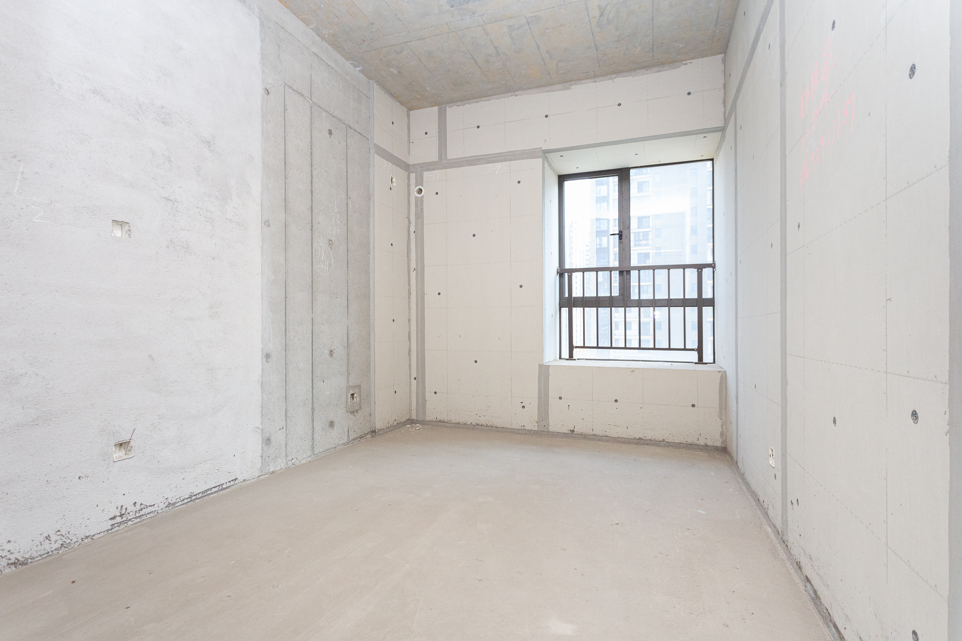 润和湘江天地AB区 4室2厅2卫 185.0万 润和湘江天地AB区 4室2厅2卫 185.0万卧室