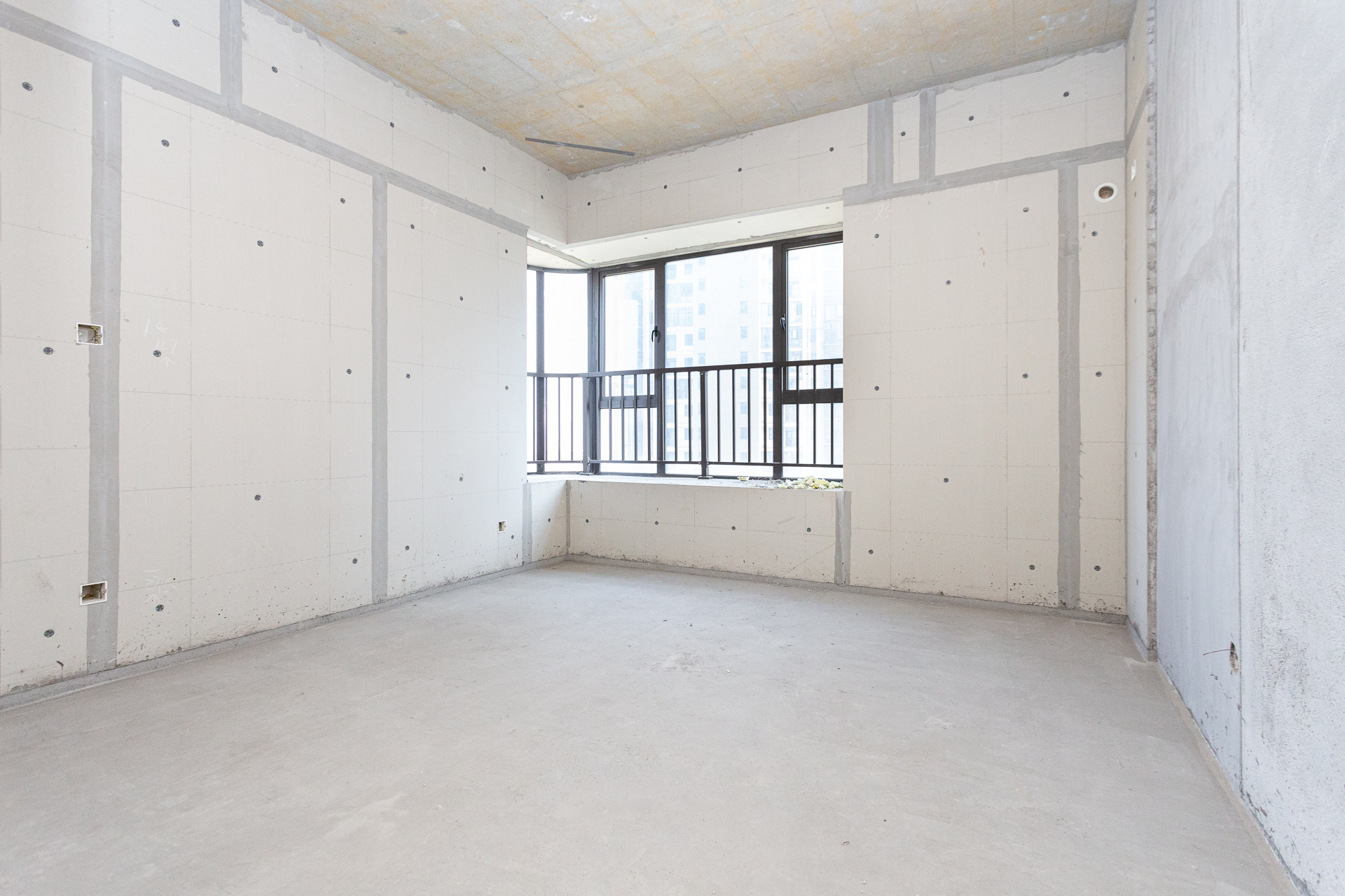 润和湘江天地AB区 4室2厅2卫 185.0万 润和湘江天地AB区 4室2厅2卫 185.0万卧室