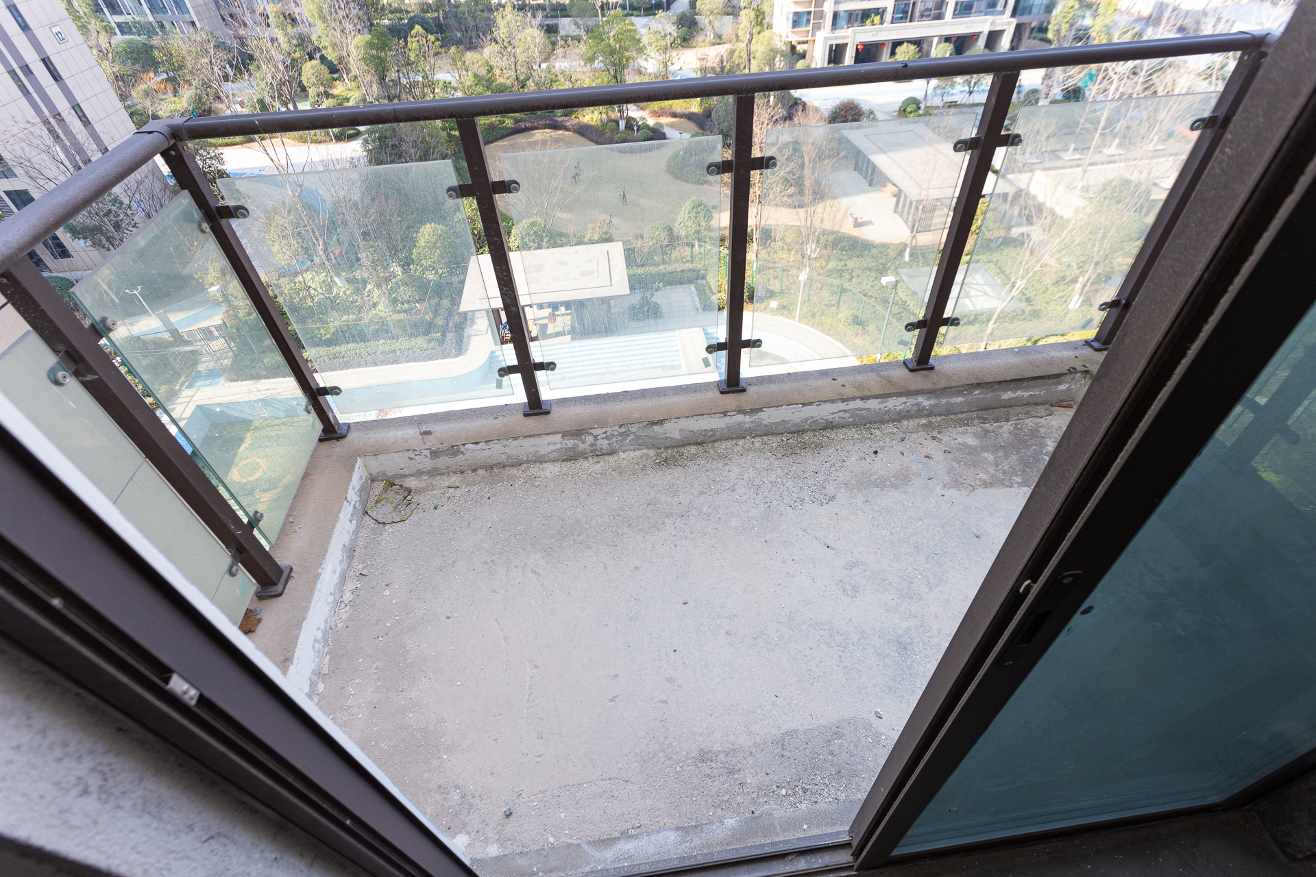 润和湘江天地AB区 4室2厅2卫 185.0万 润和湘江天地AB区 4室2厅2卫 185.0万阳台