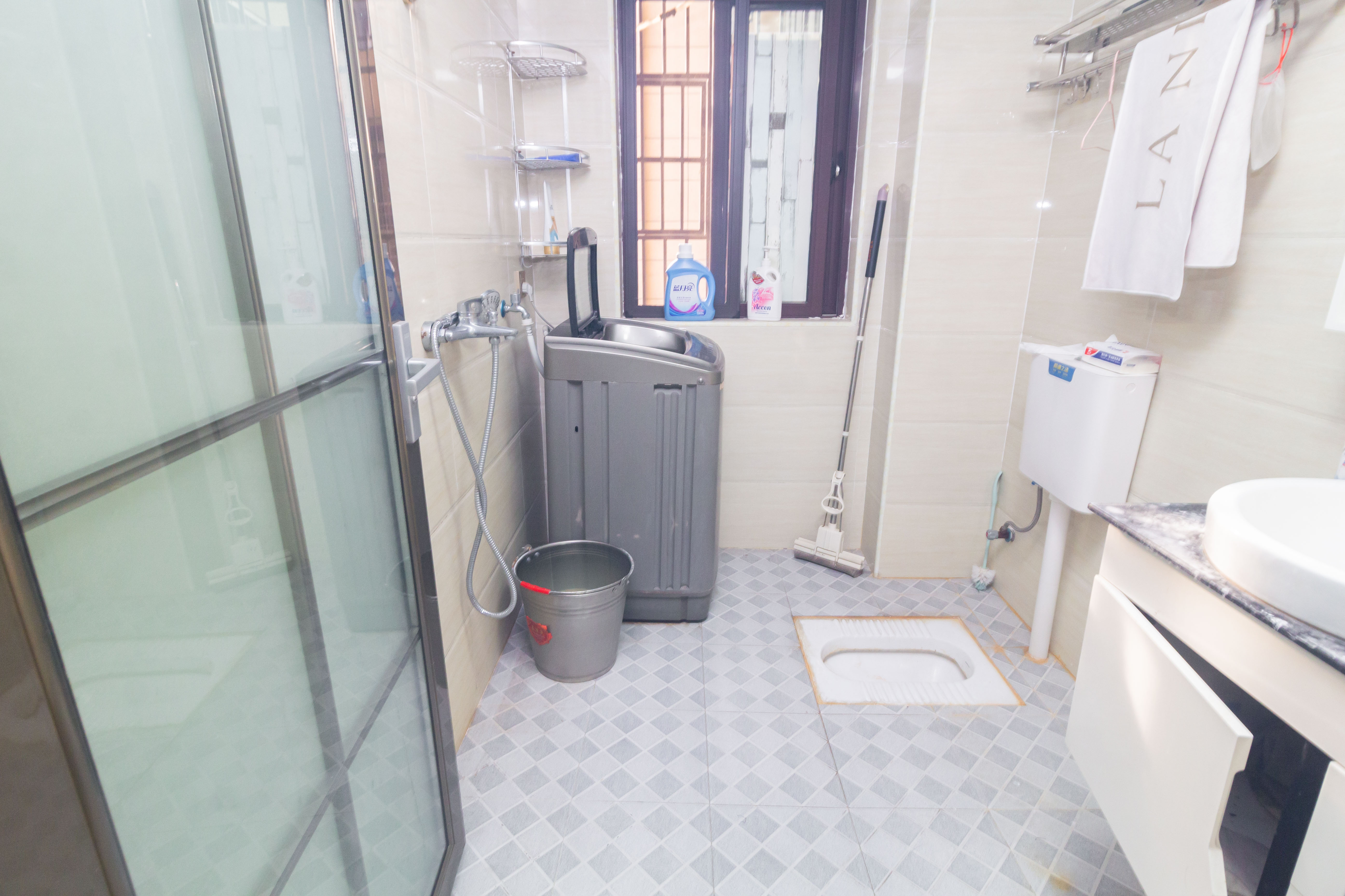 东方美地 2室2厅1卫 48.8万 东方美地 2室2厅1卫 48.8万卫生间