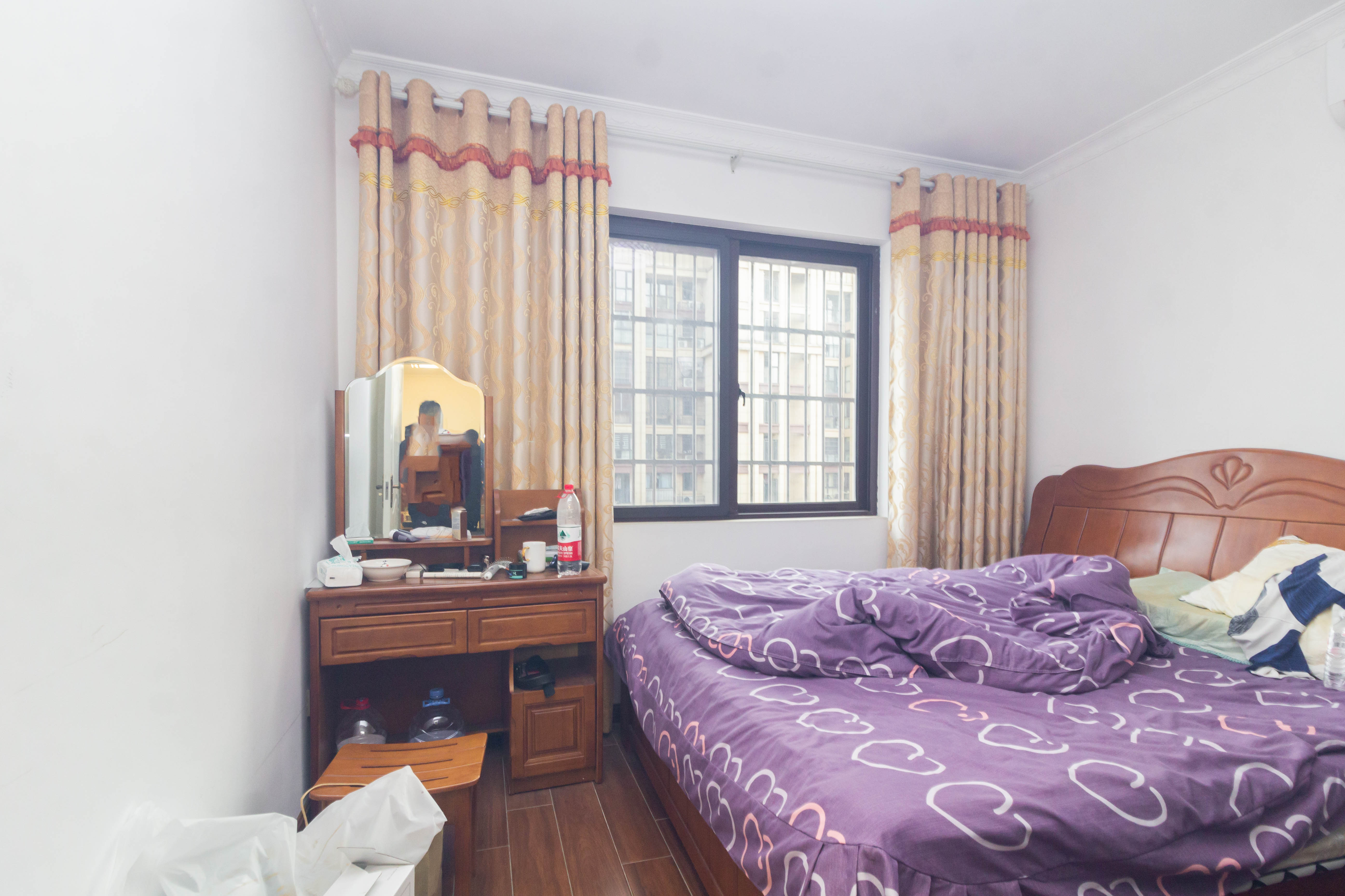 东方美地 2室2厅1卫 48.8万 东方美地 2室2厅1卫 48.8万卧室