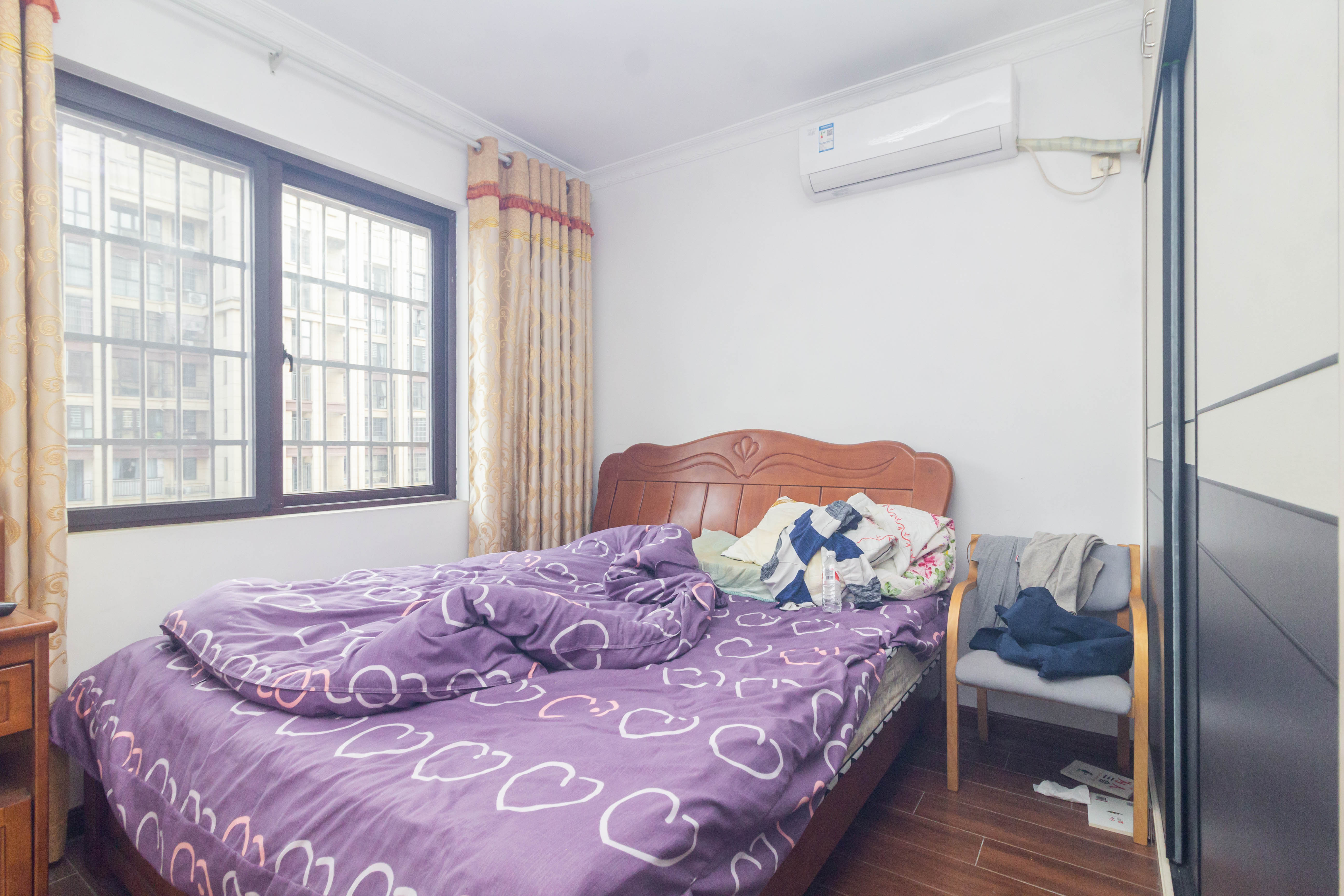 东方美地 2室2厅1卫 48.8万 东方美地 2室2厅1卫 48.8万卧室