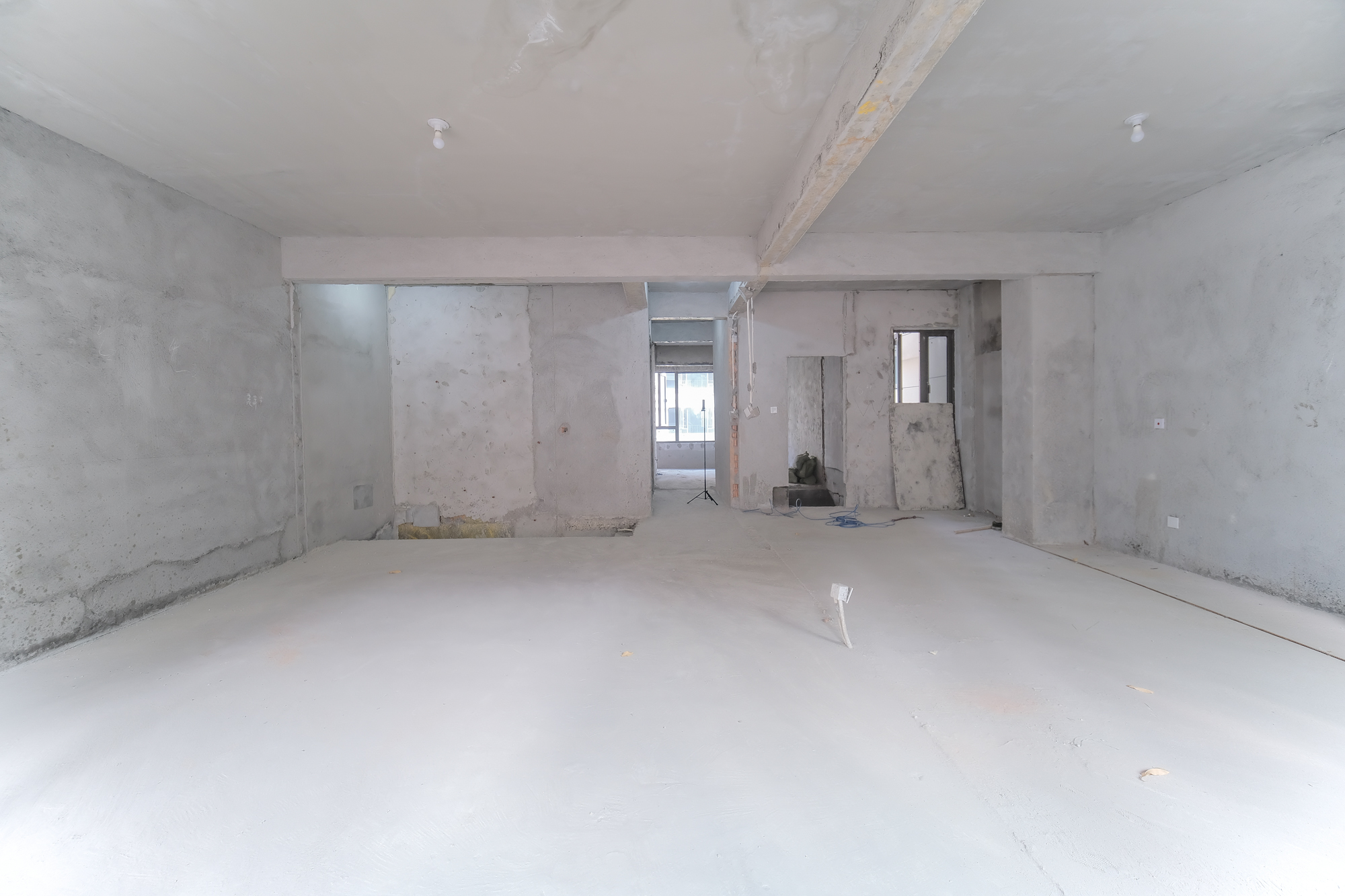 爱情公望府 5室2厅3卫 295.0万 爱情公望府 5室2厅3卫 295.0万卧室