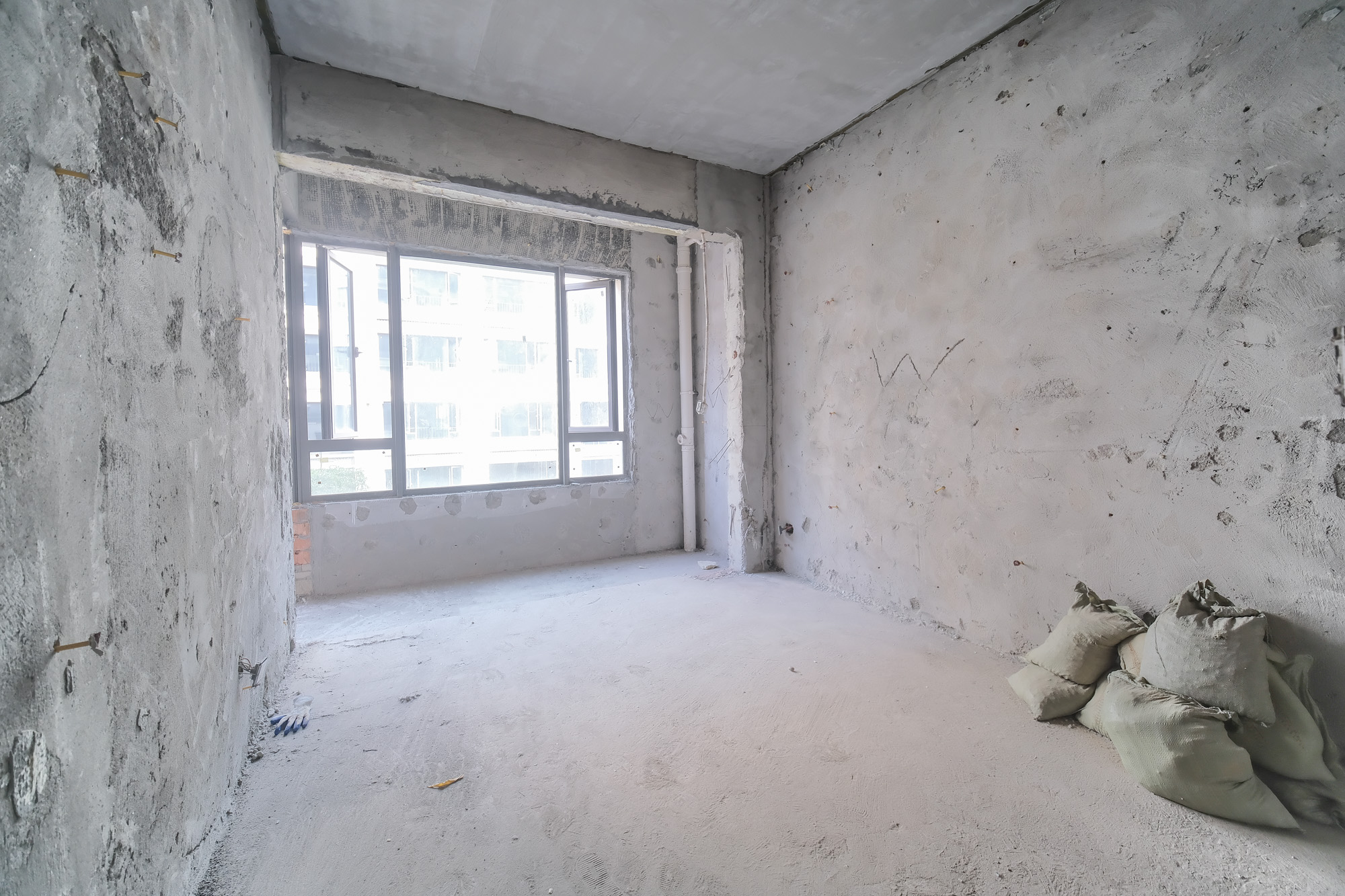 爱情公望府 5室2厅3卫 295.0万 爱情公望府 5室2厅3卫 295.0万卧室