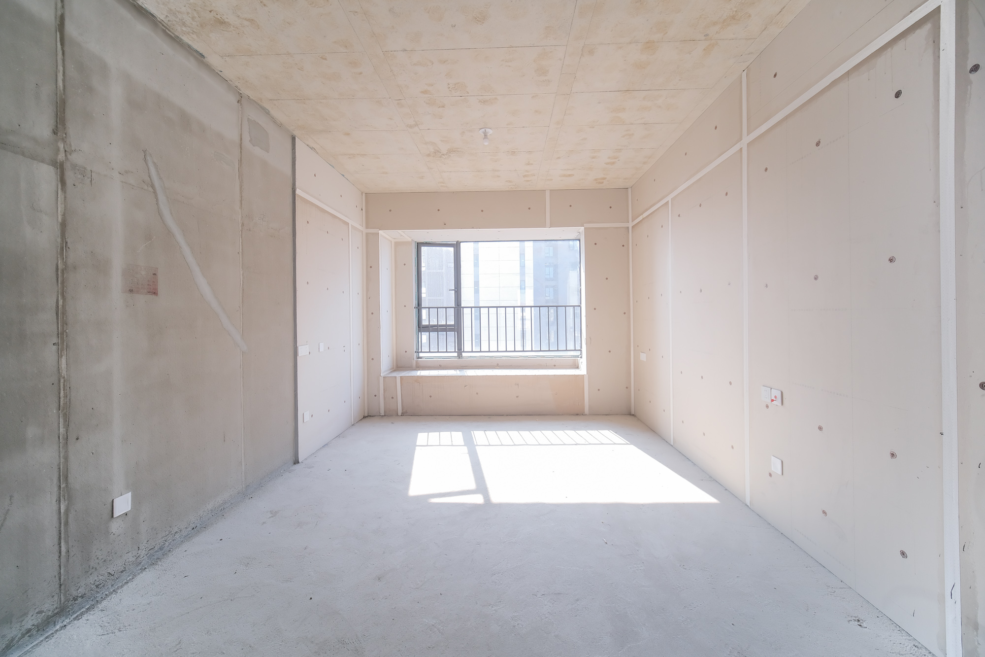 和顺府  5室2厅2卫    132.0万 和顺府  5室2厅2卫    132.0万卧室