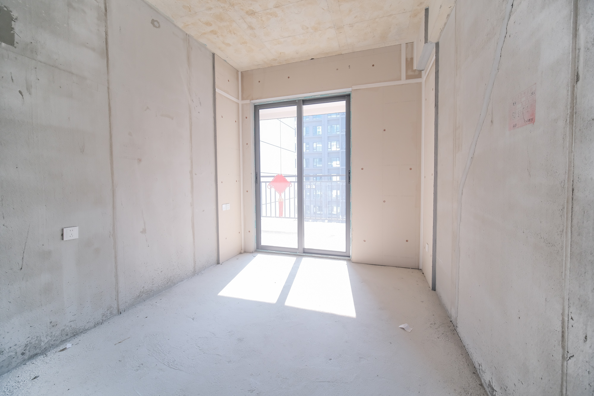 和顺府  5室2厅2卫    132.0万 和顺府  5室2厅2卫    132.0万卧室