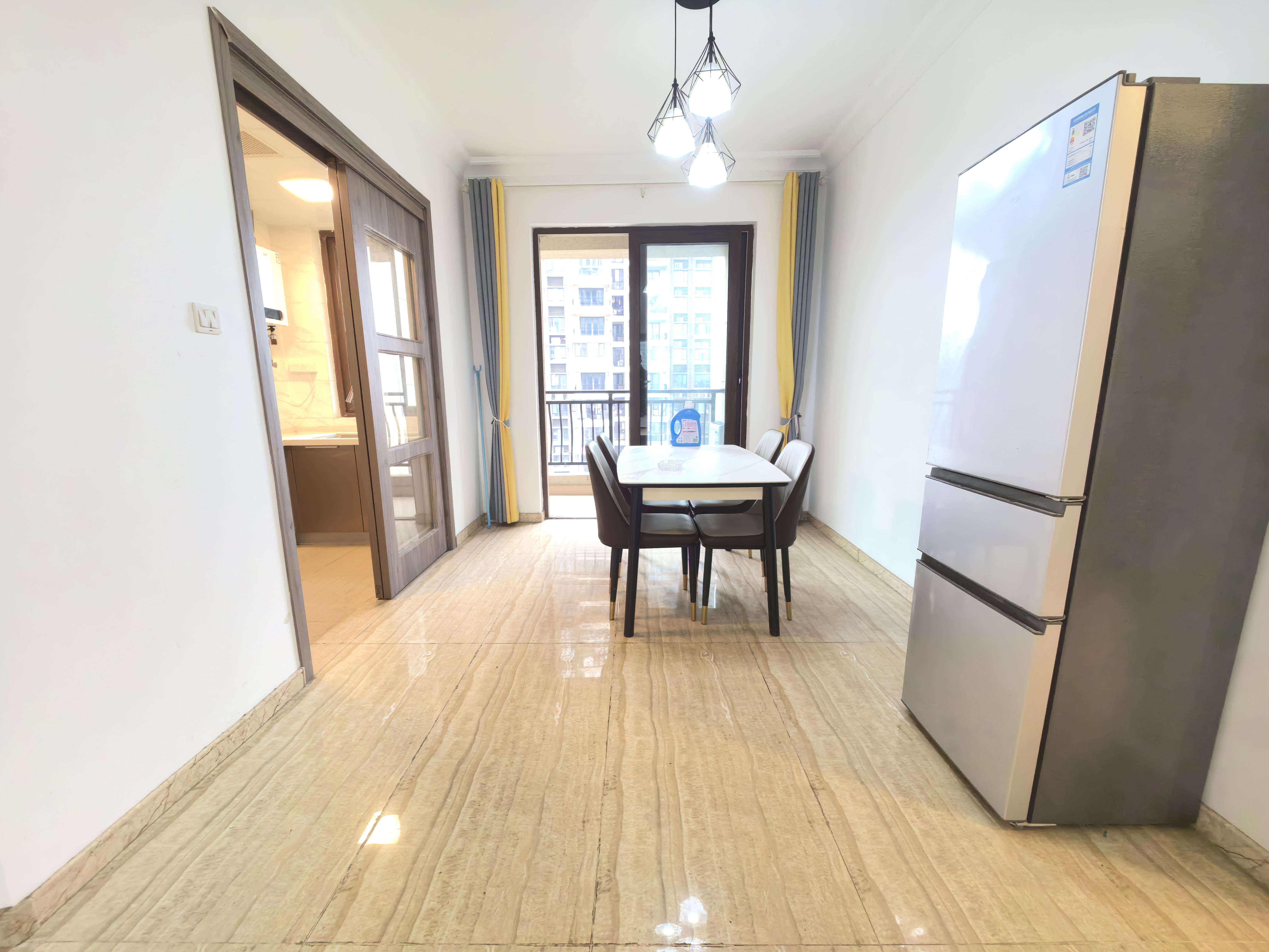 碧桂园麓府 4室2厅2卫 65.0万 碧桂园麓府 4室2厅2卫 65.0万室内图