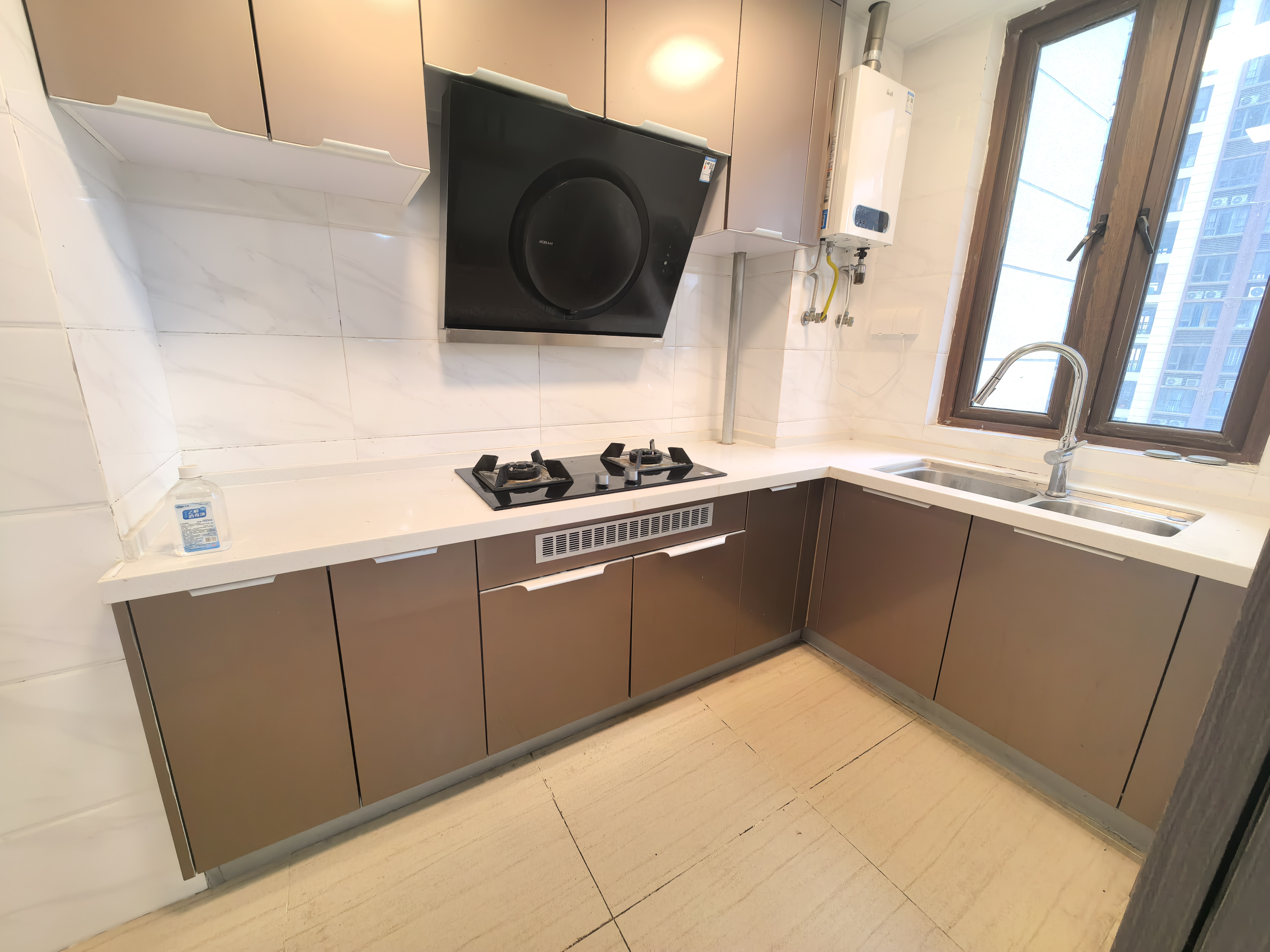 碧桂园麓府 4室2厅2卫 65.0万 碧桂园麓府 4室2厅2卫 65.0万室内图