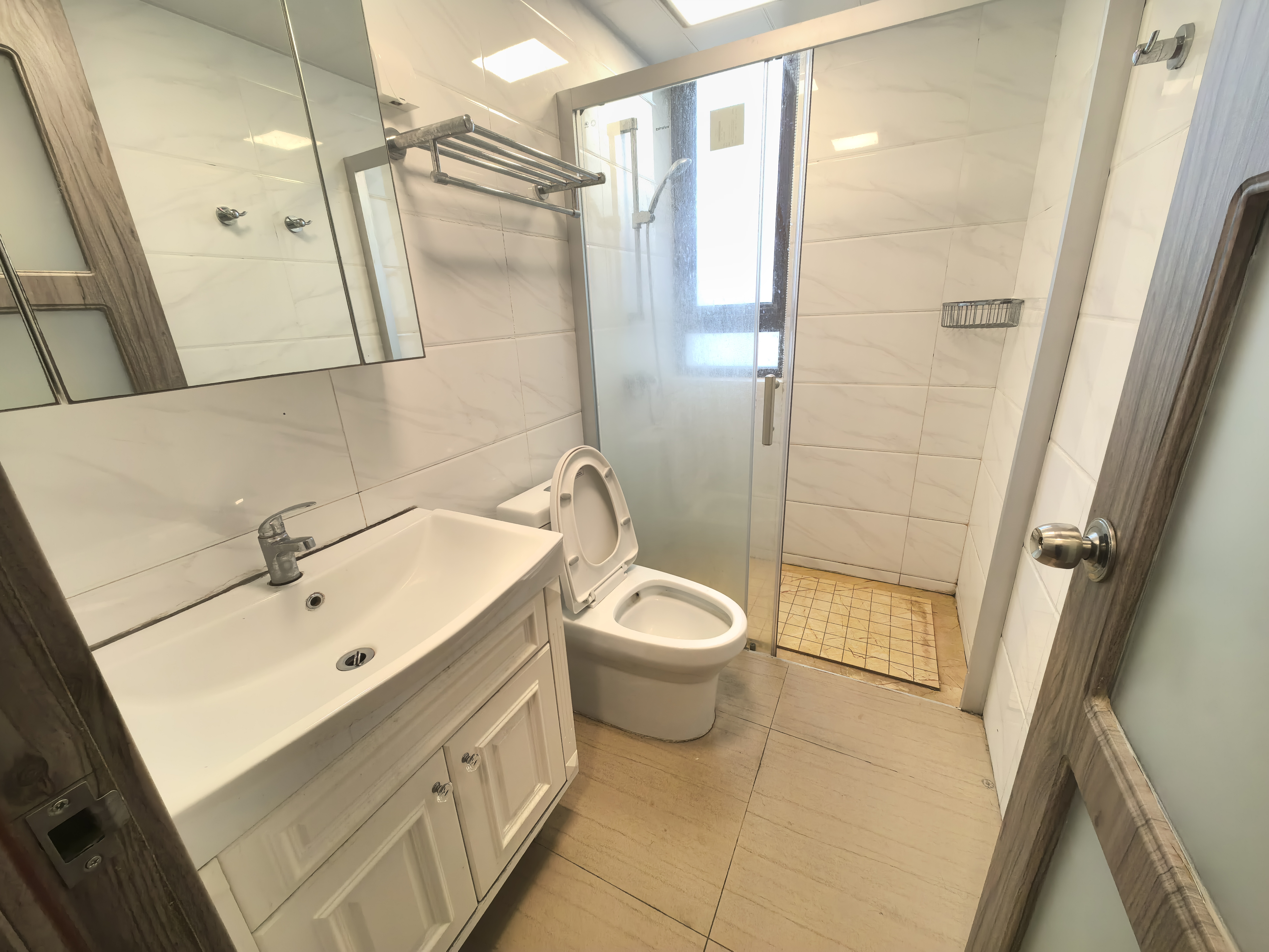 碧桂园麓府 4室2厅2卫 65.0万 碧桂园麓府 4室2厅2卫 65.0万室内图