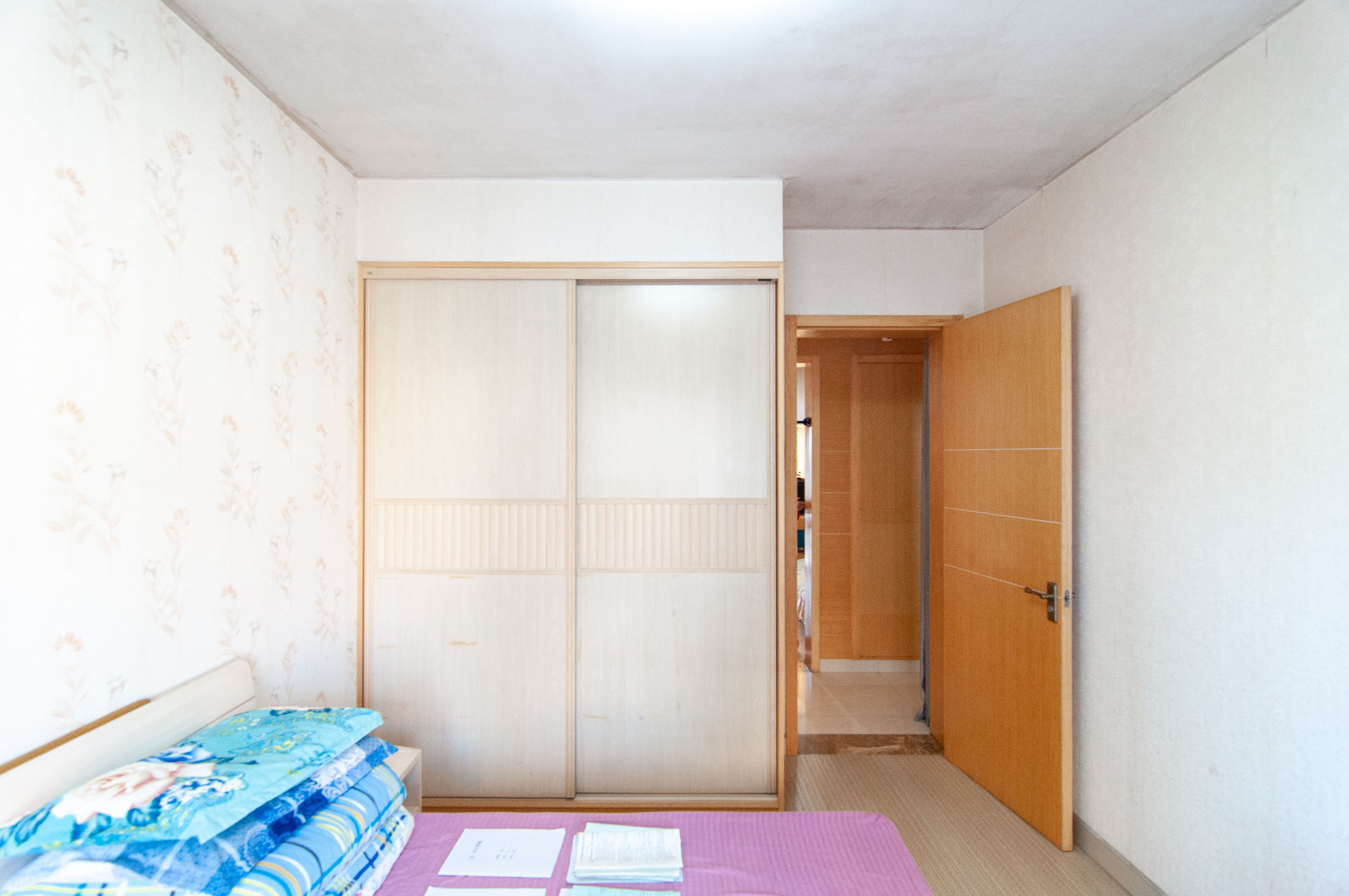 西点公园里  3室2厅2卫   188.00万其他