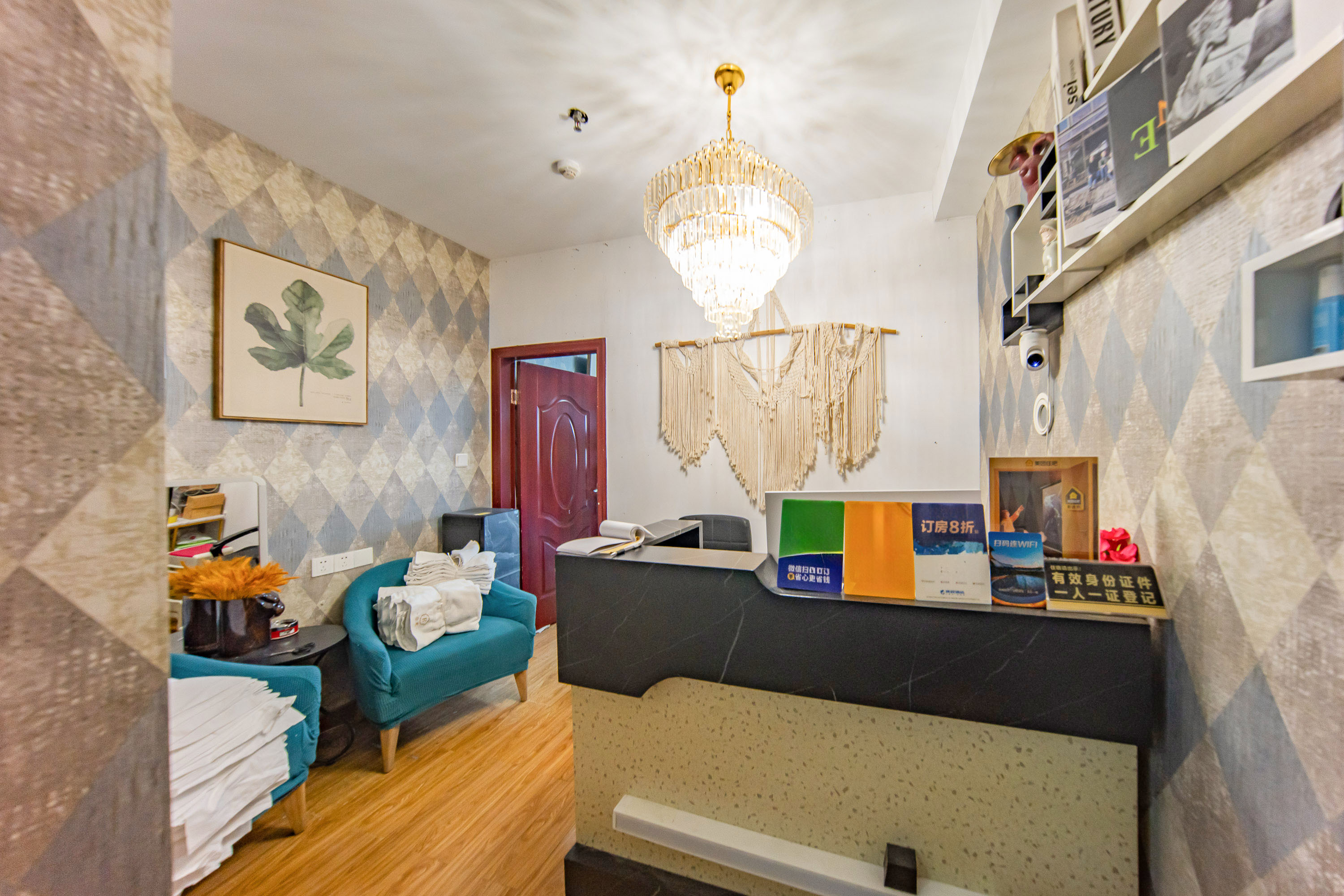 洋湖时代 1室1厅1卫 22.99万 洋湖时代 1室1厅1卫 22.99万客厅