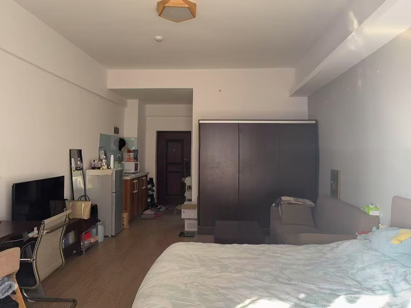 中泰财富湘江 1室1厅1卫 35.0万 中泰财富湘江 1室1厅1卫 35.0万室内图