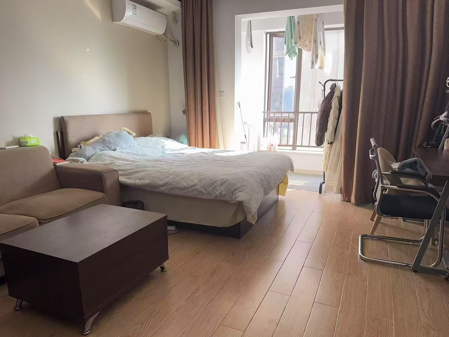 中泰财富湘江 1室1厅1卫 35.0万 中泰财富湘江 1室1厅1卫 35.0万室内图