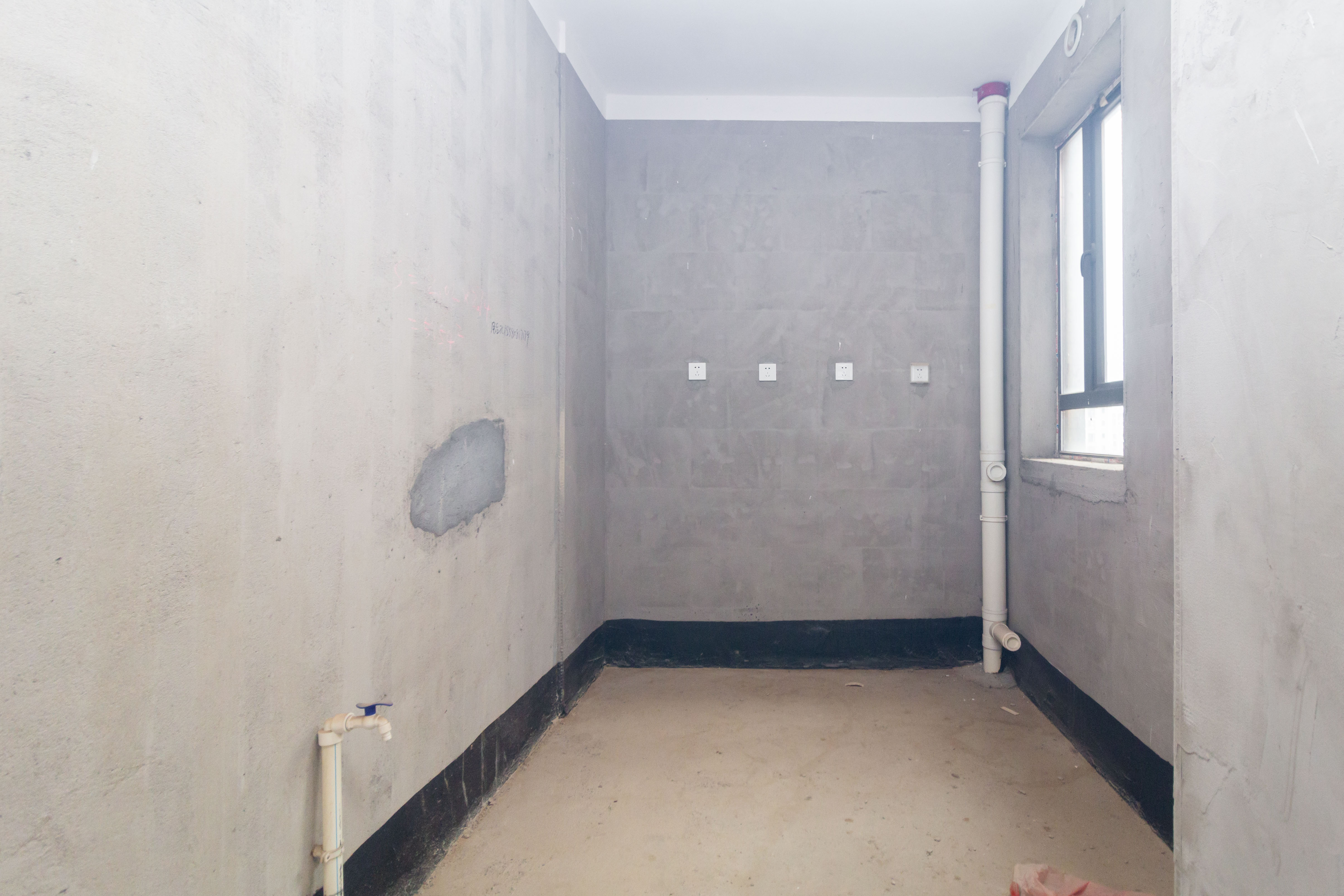 长房东云台 4室2厅2卫 120.0万 长房东云台 4室2厅2卫 120.0万厨房