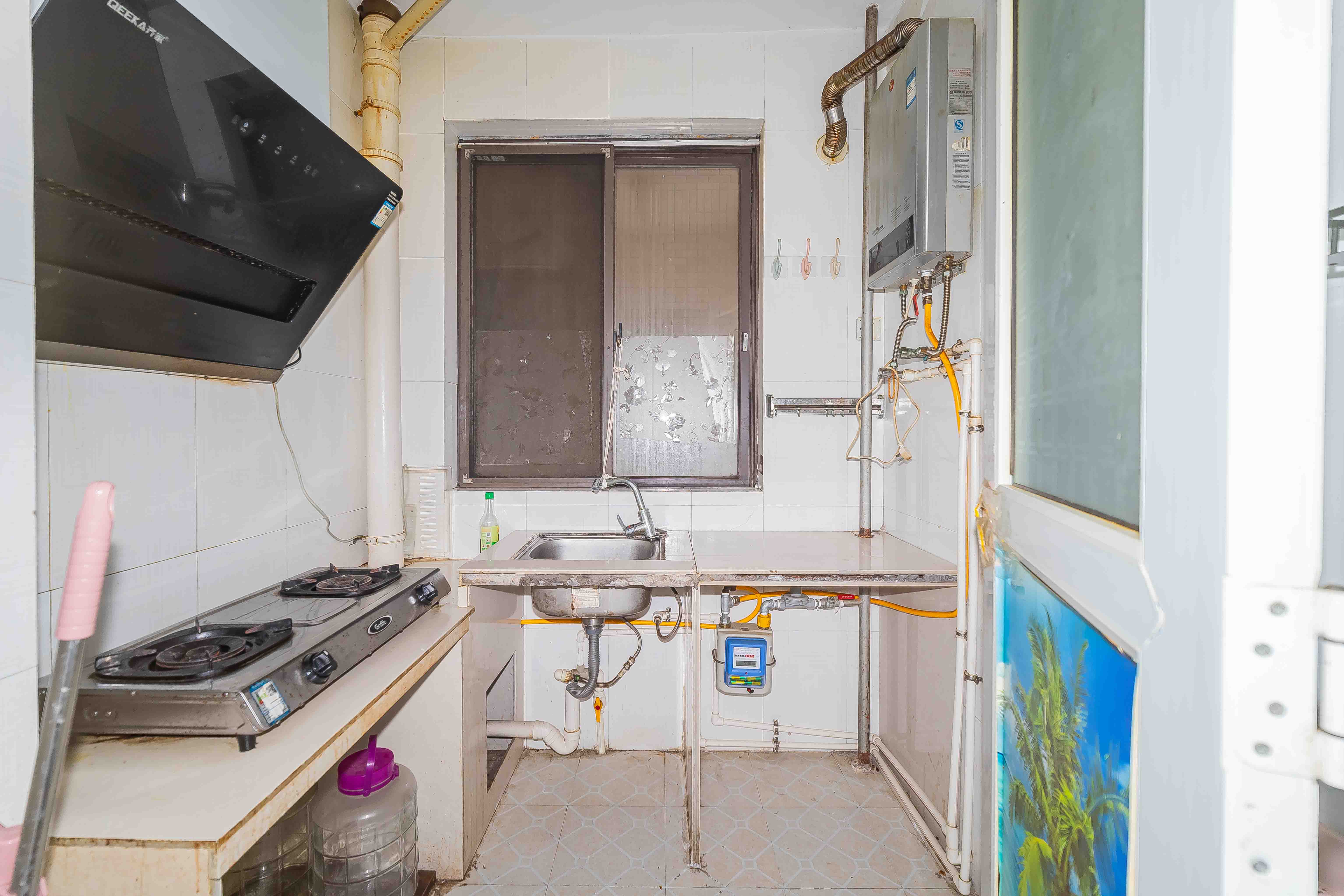 晨兴家园  2室1厅1卫    60.0万厨房