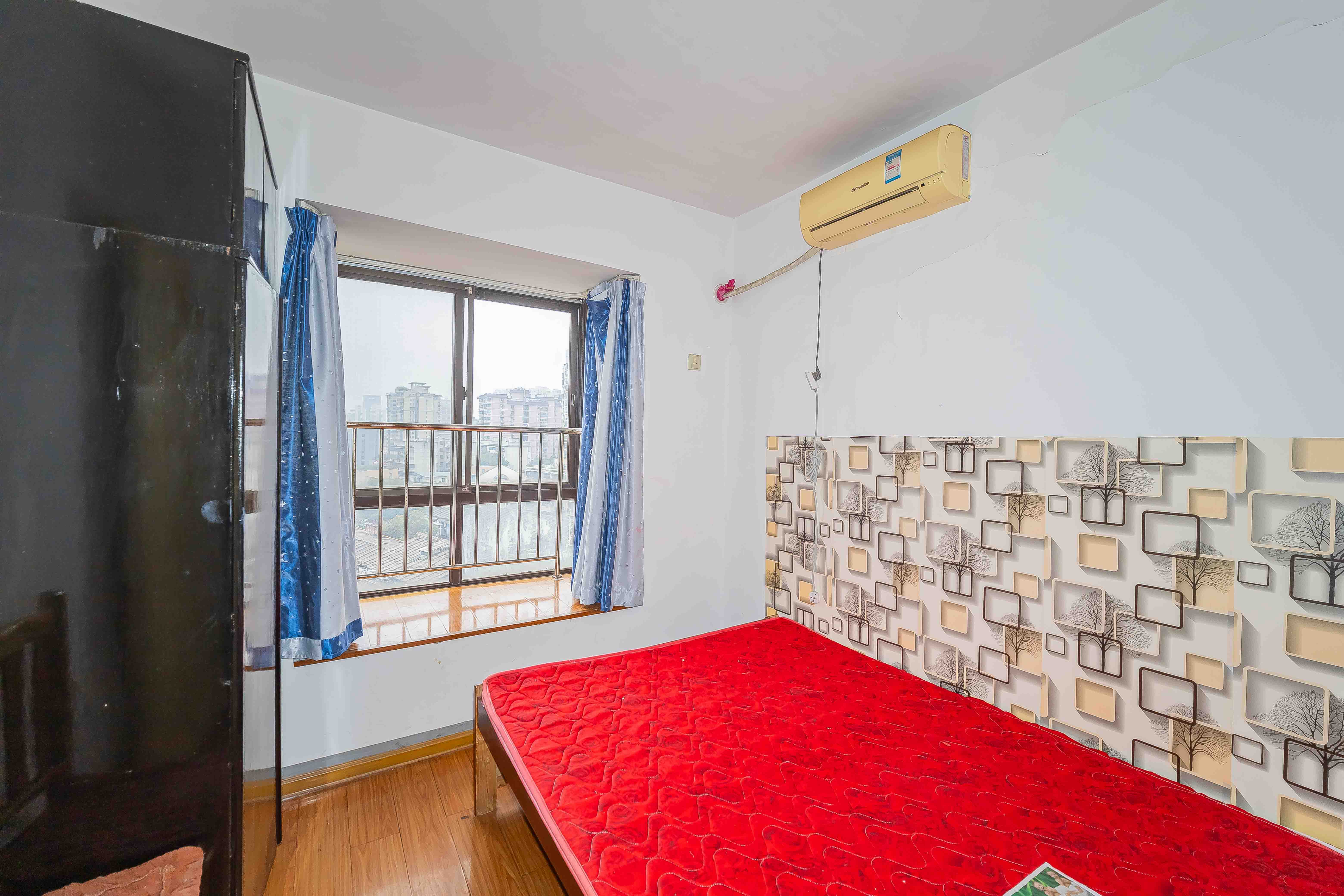 晨兴家园  2室1厅1卫    60.0万卧室