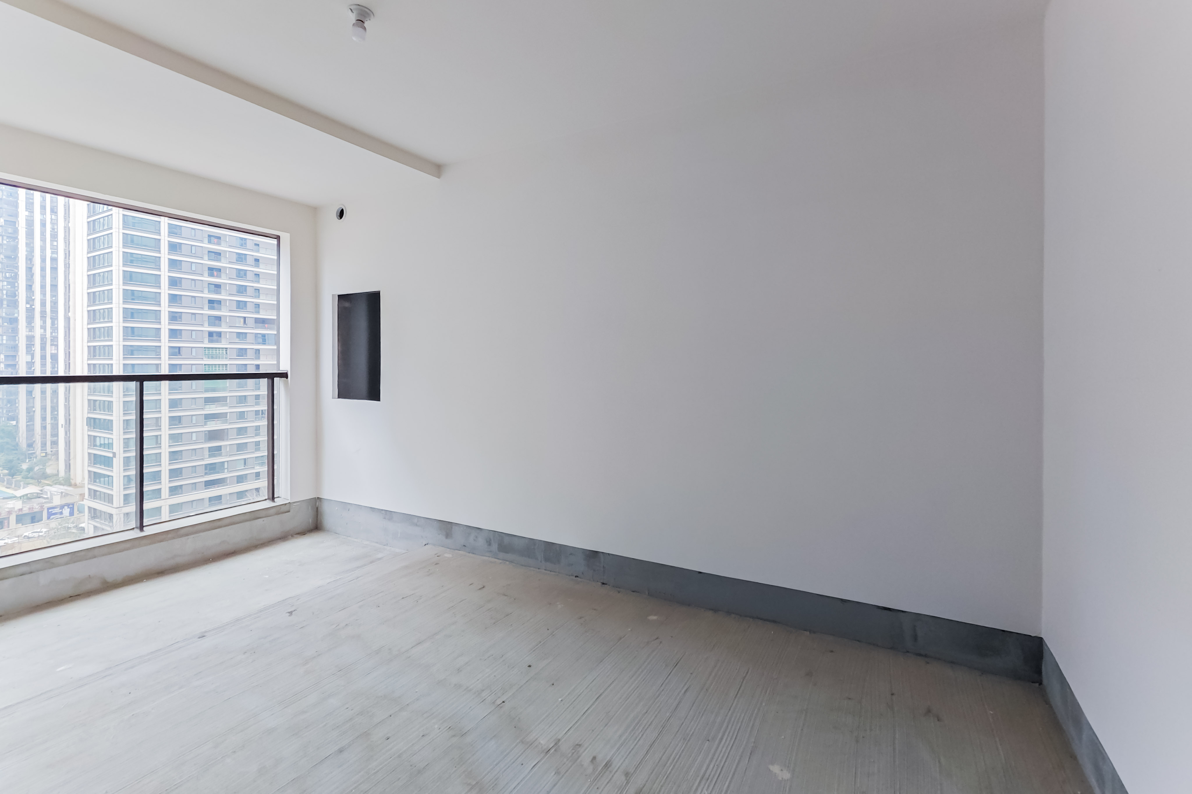 建发玖洲观澜  5室2厅3卫   320.00万其他