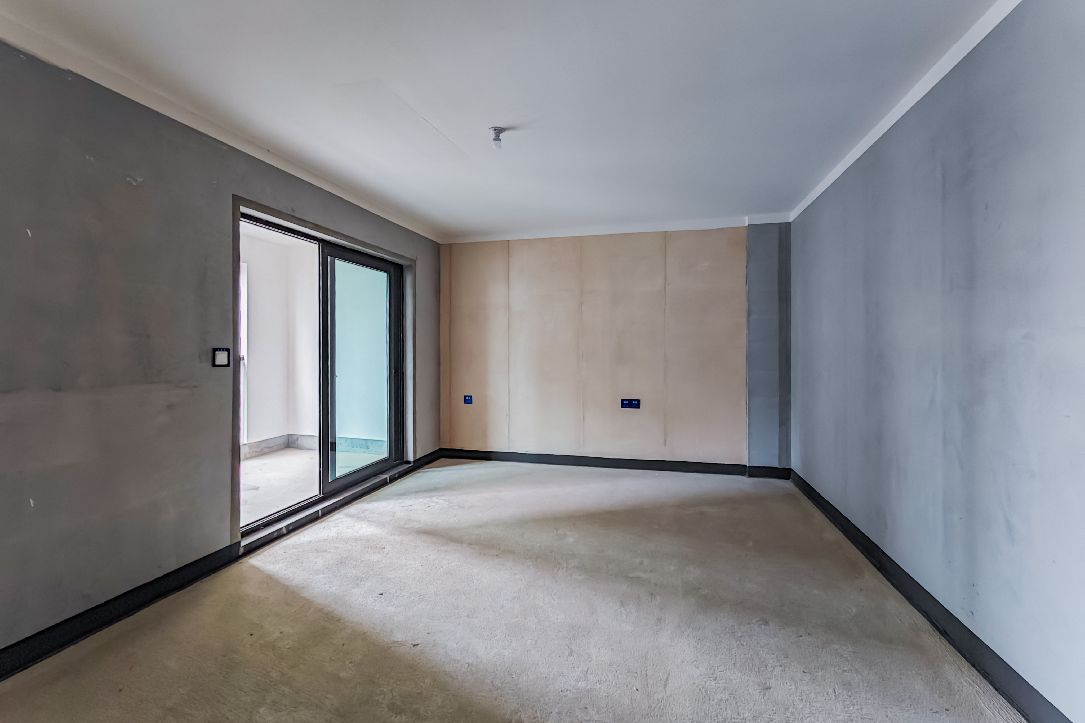 建发玖洲观澜  5室2厅3卫   320.00万其他