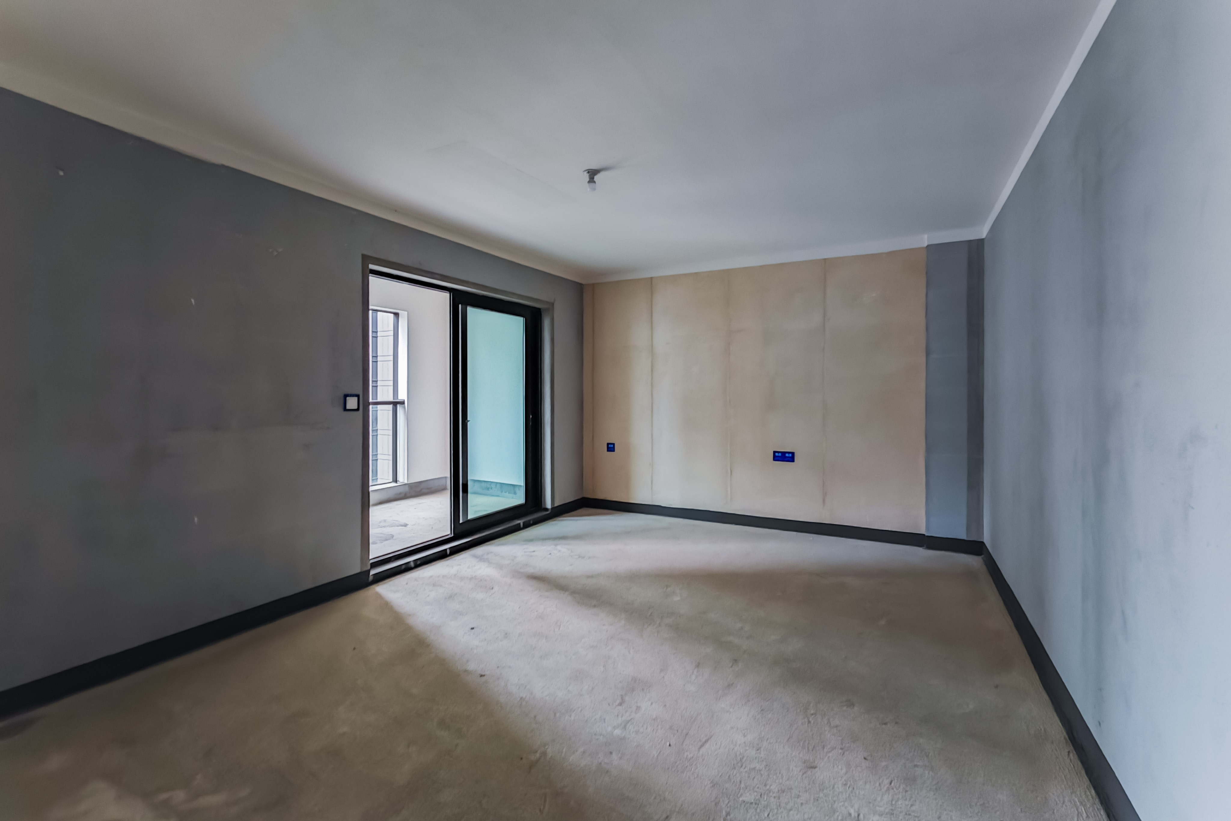 建发玖洲观澜  5室2厅3卫   320.00万其他